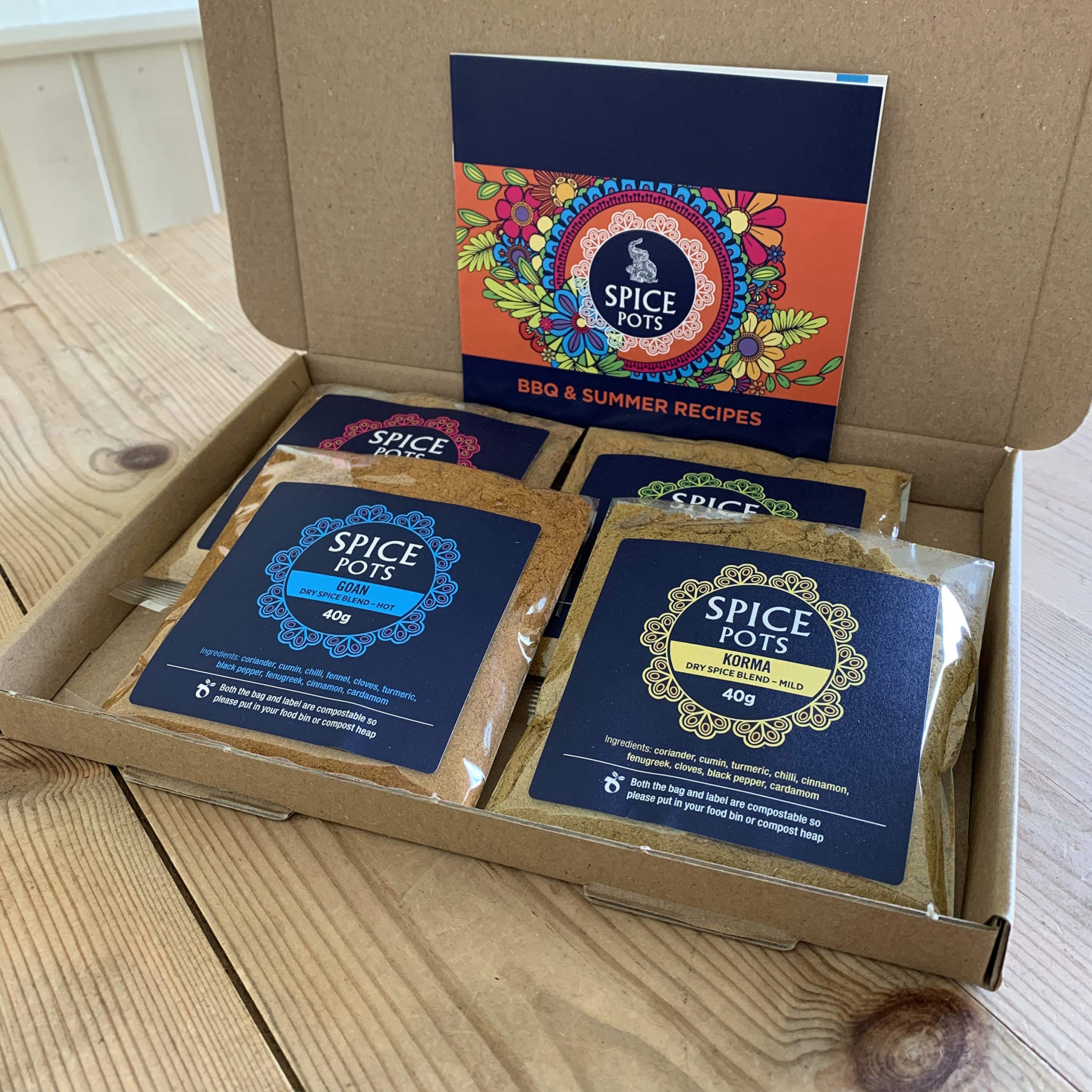 BBQ & Summer Recipes Gift Box by Spice Pots - 4 x 40g Spice Blends for Marinades, Rubs & BBQ Seasoning - 8 BBQ Recipe Booklet - Gluten Free Gifts for Men & Women