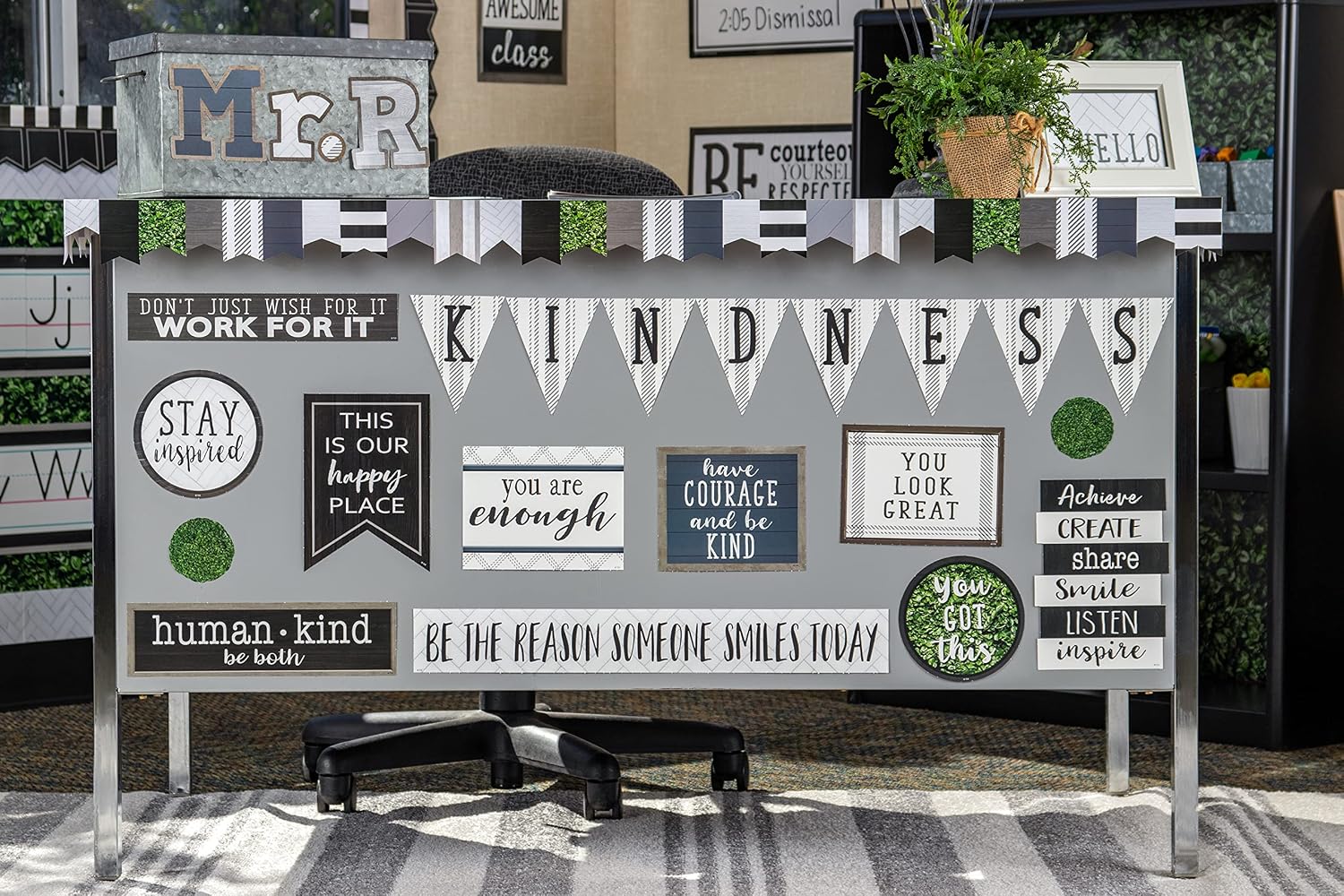 Modern Farmhouse Mini Bulletin Board