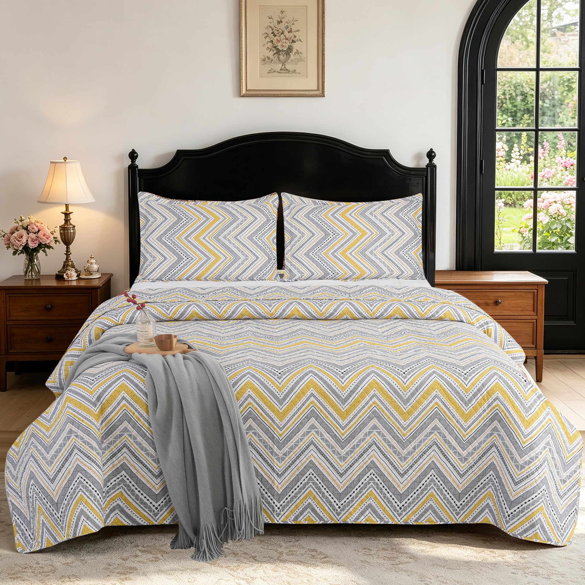 Hadi London 3Pcs Patchwork Quilted Bedspreads with 2 Shams | Reversible Floral Print | Lightweight Quilt Comfort | Fits Double and King Size Beds 220x240cm | 30 Unique Designs