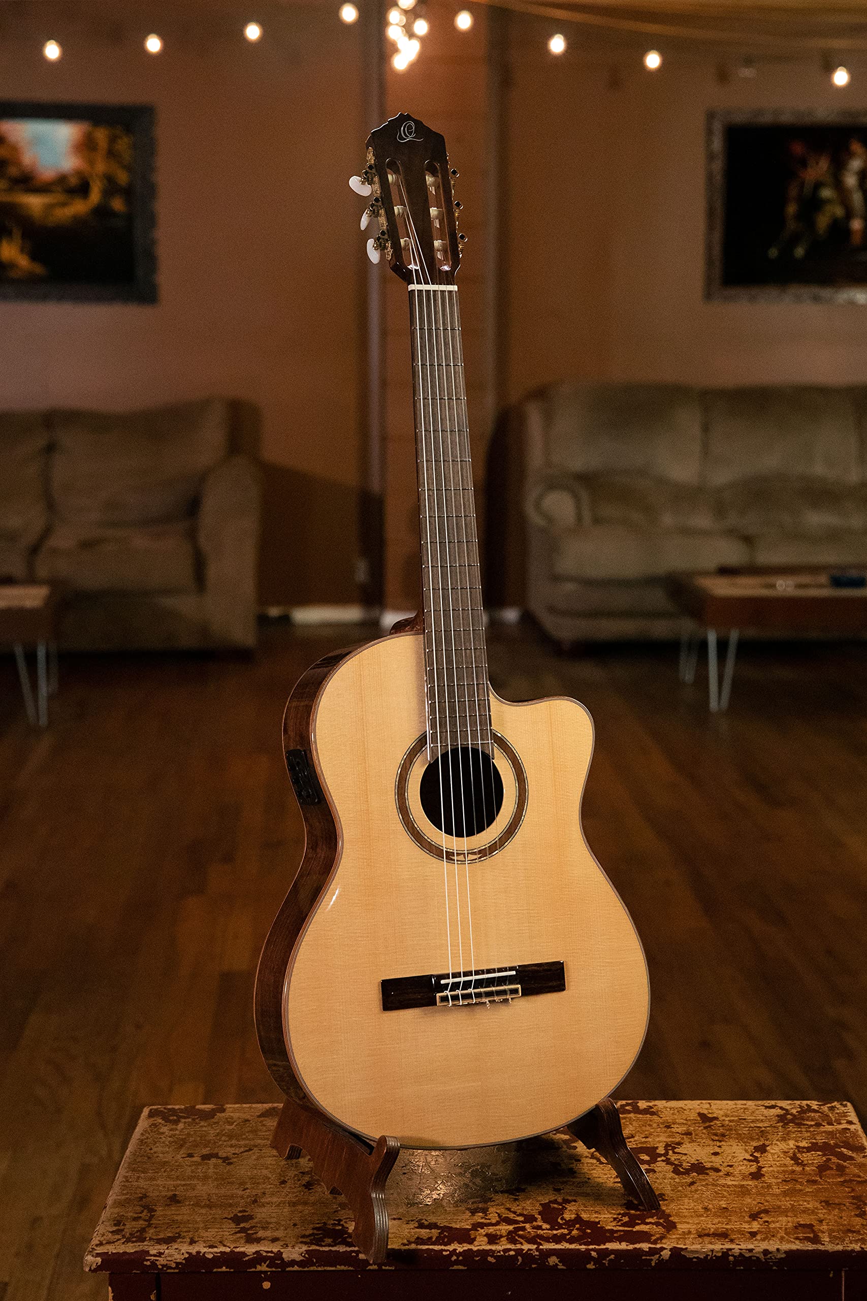 Ortega Classical Guitar Performer Series 4/4 Inclusive Custodia Manico Sottile - Natural (RCE158SN)