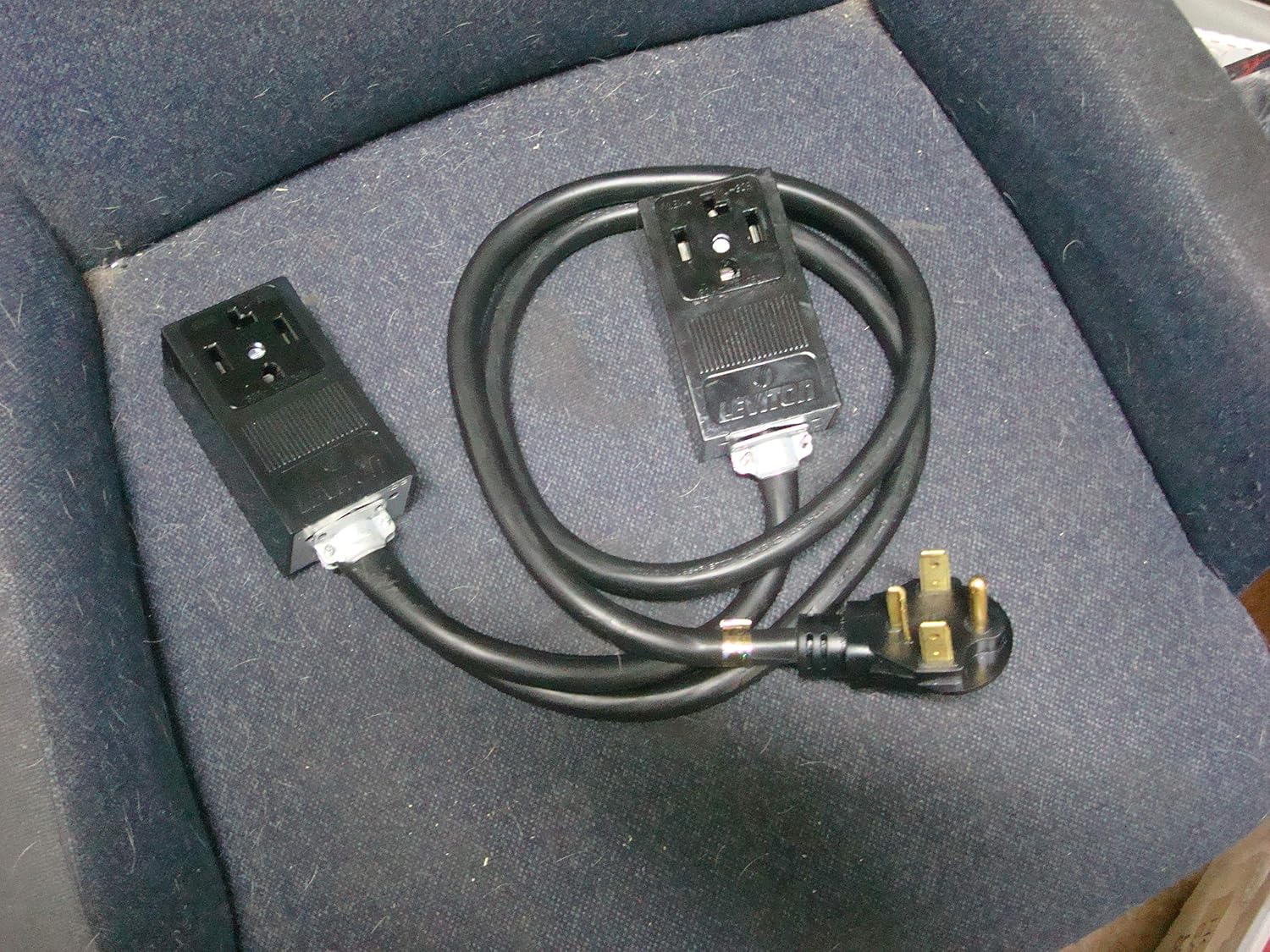 Y ADAPTER 14-30P PLUG to DUAL14-30R 4-PIN RECEPTACLE POWER CORD SPLITTER 2 ADD A SECOND DRYER NEMA 250V FX432