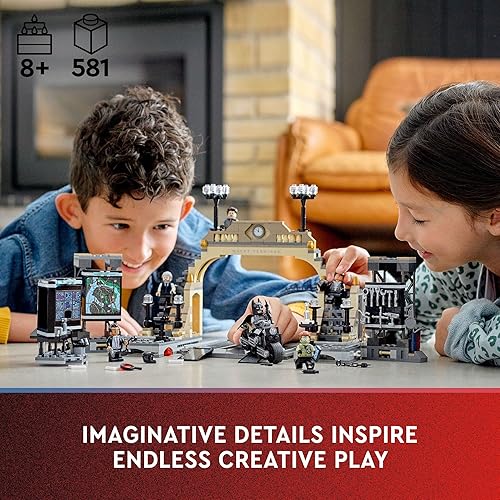 Miniatura 3 de LEGO DC Batman Batcave The Riddler Face-Off 76183 Kit de construcción Cool Gotham City Batcuave Toy para niños mayores de 8 años 581 piezas