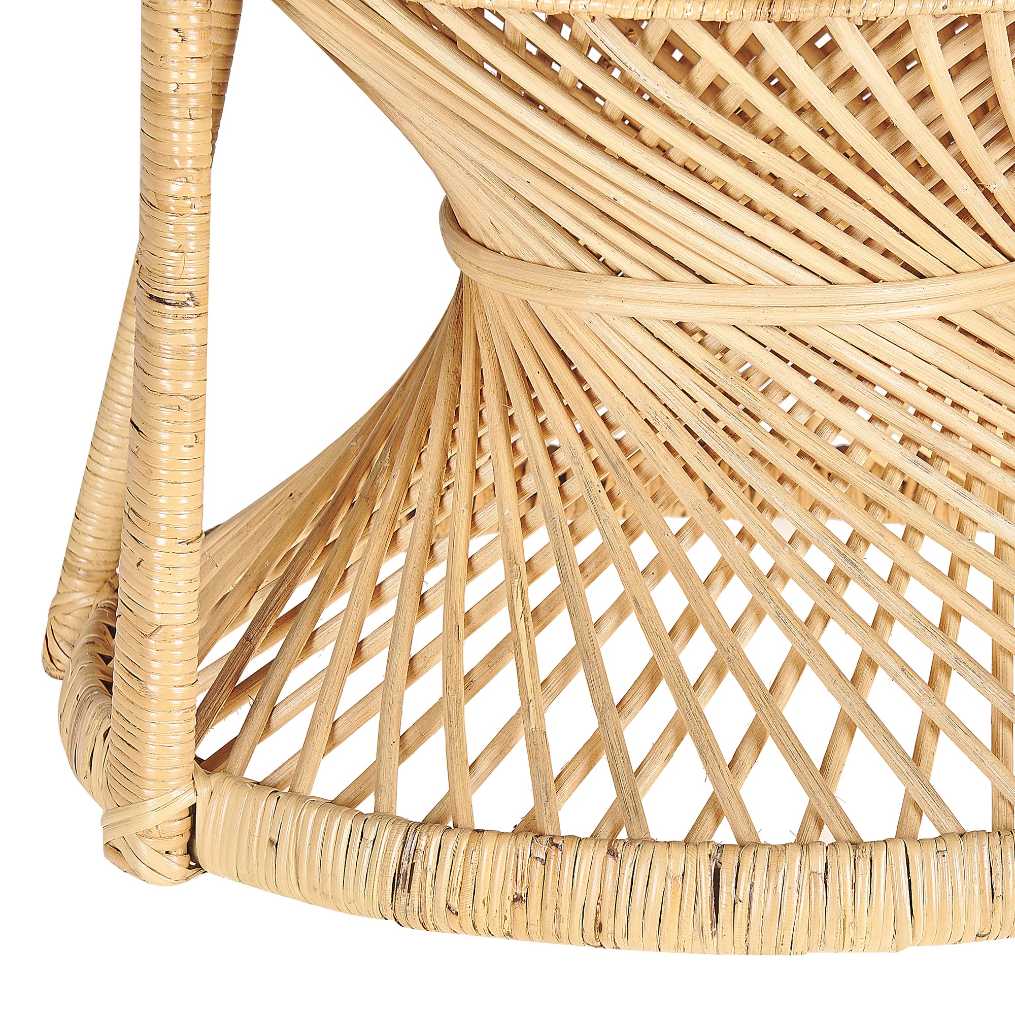 Beliani Outdoor/Indoor Pfauensessel aus Rattan beige mit Sitzkissen Boho Stil Emmanuelle