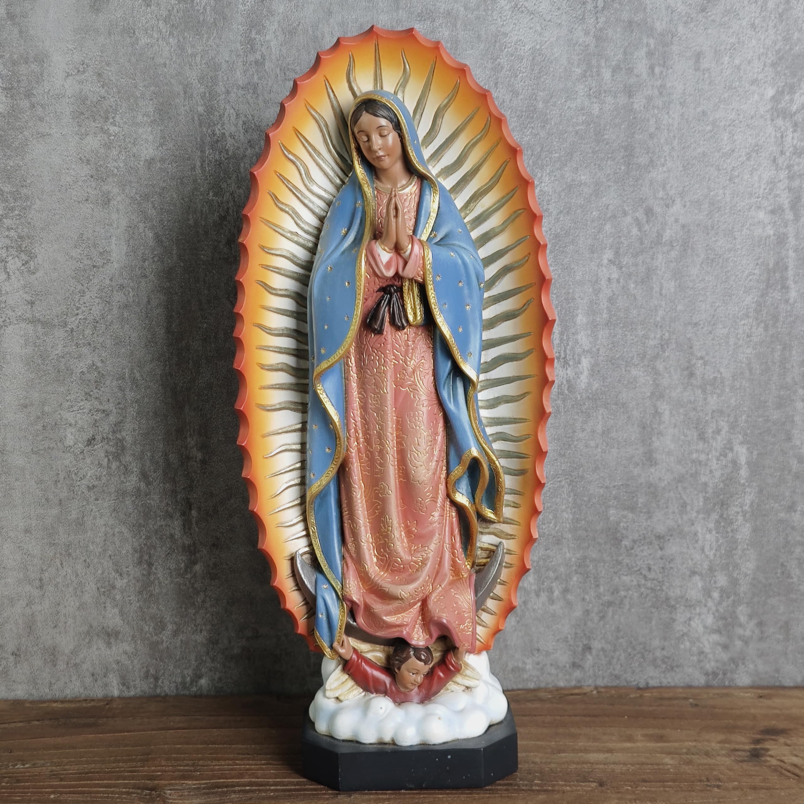 Buildclassic Statue catholique Notre-Dame de Guadalupe, figurine de Vierge de Guadalupe, cadeau religieux pour la fête des mères, décoration d'intérieur inspirante, 27,2 cm de haut, sculpture peinte à