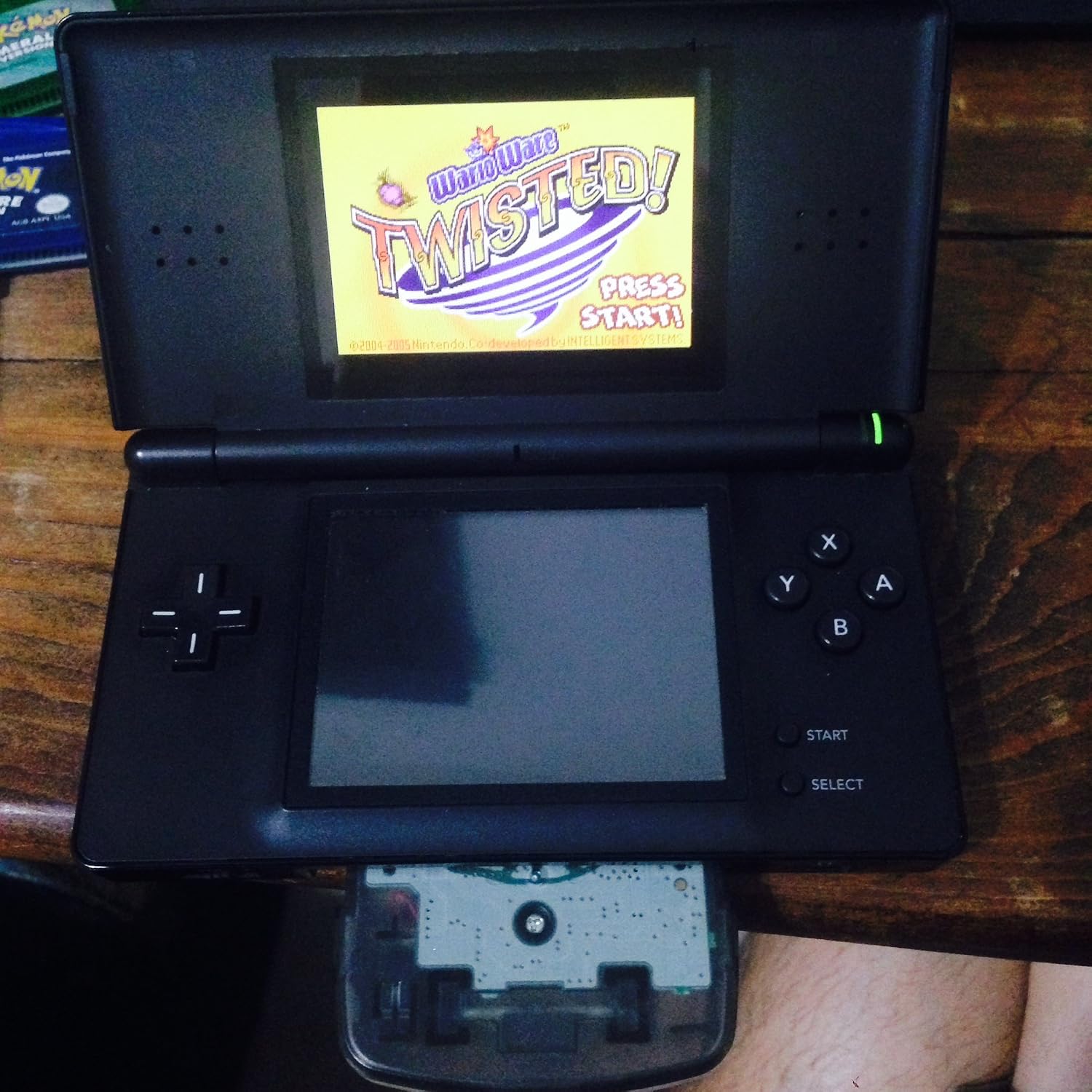 WarioWare: Twisted! image 2