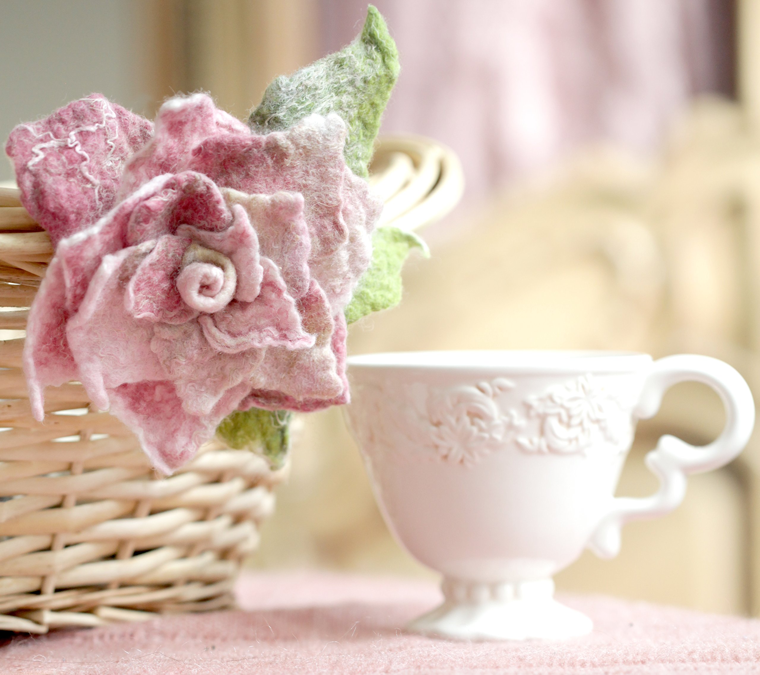 ExtraFine18micron+ Silky and Linen fibers +Yarn"Tea Rose" DIY Felted Flower Kit