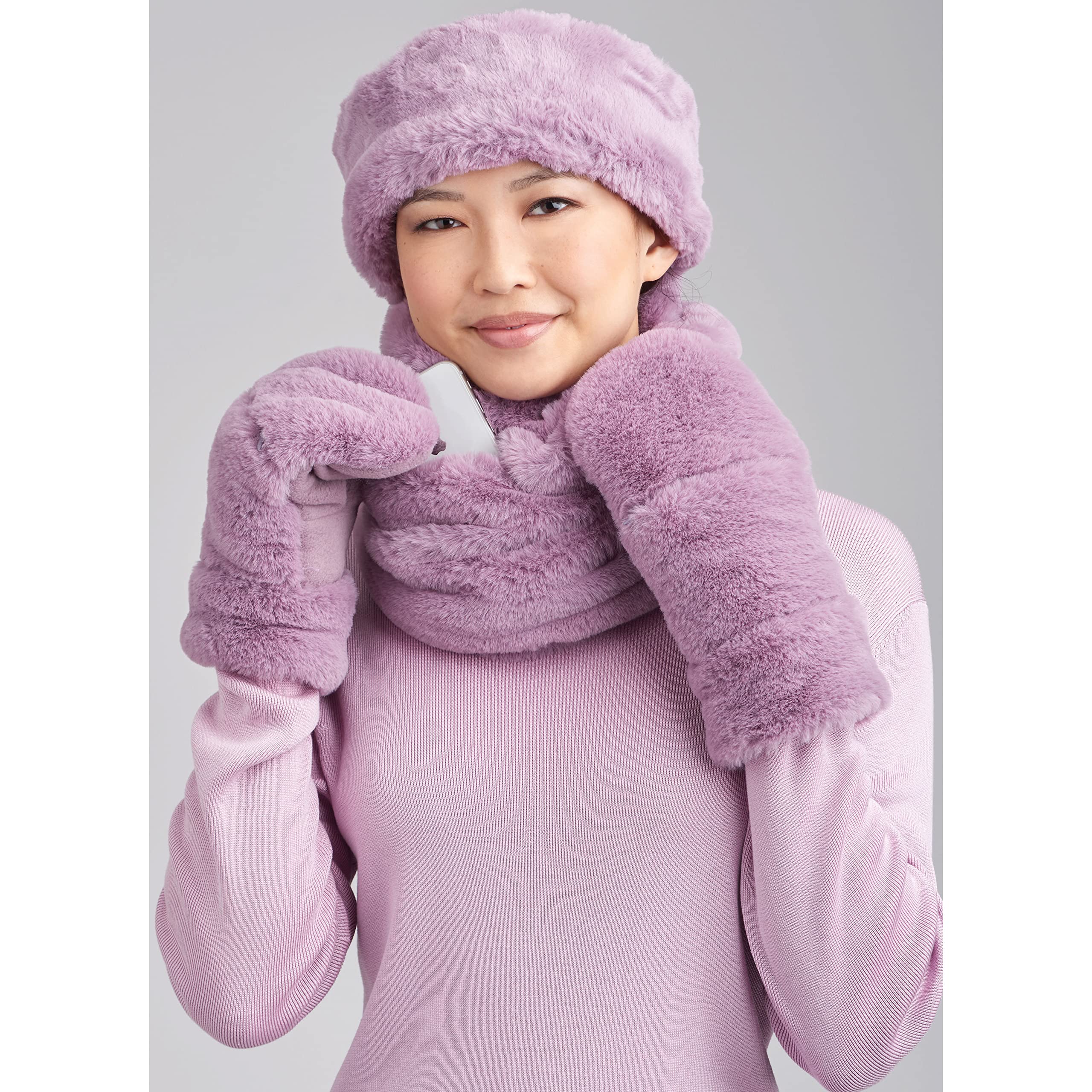 Simplicity SS9658A Misses' Hats, Headband, Mittens in Sizes S-M-L, Cowl and Infinity Scarf A (S-M-L), Multicolour - Image 3