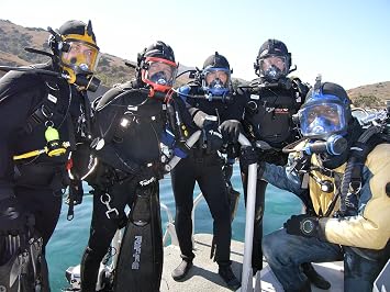 OTS Guardian Full Face Mask For Commercial or Professional Divers Black Skirt W/ Pink Hardware