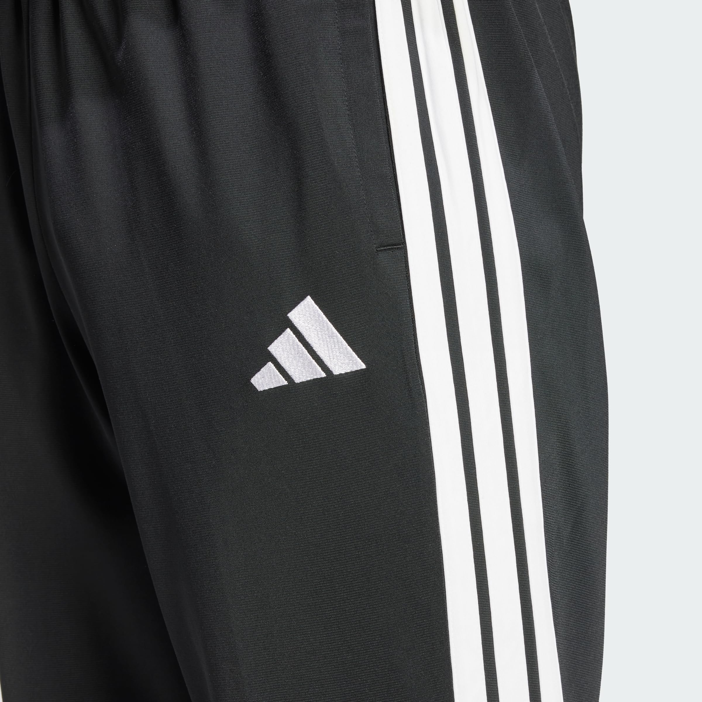 adidas Mężczyźni SPORTSWEAR BASIC 3 STRIPES TRICOT TRACKSUIT, Black, XL Short