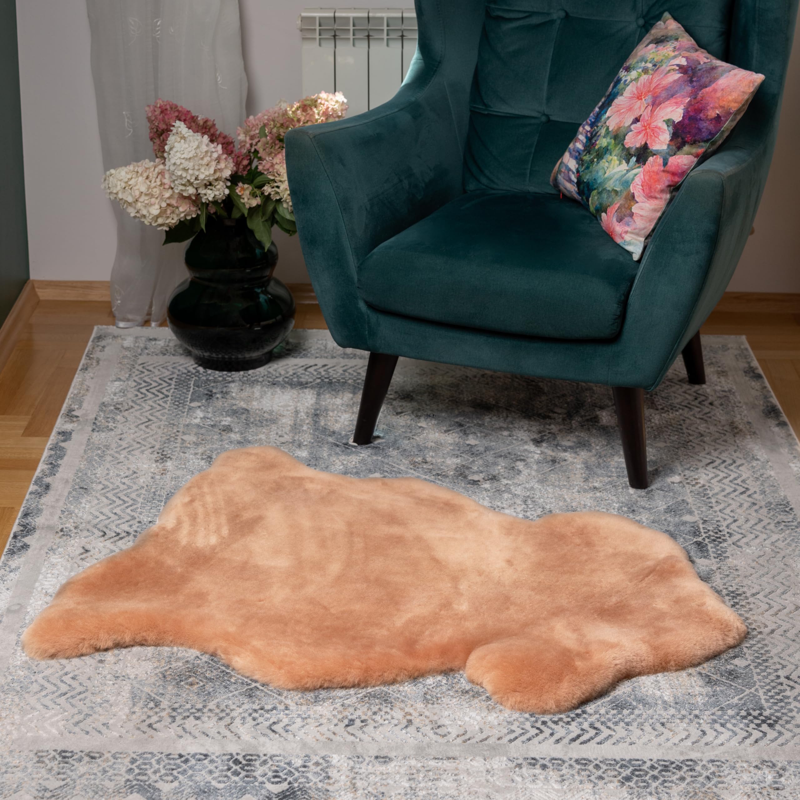 Peau de Mouton mérinos véritable de qualité supérieure Peau d'agneau véritable, Douce et Moelleuse, Fourrure pour chaises, Peau de (Beige/Pêche, 100 x 110 cm)