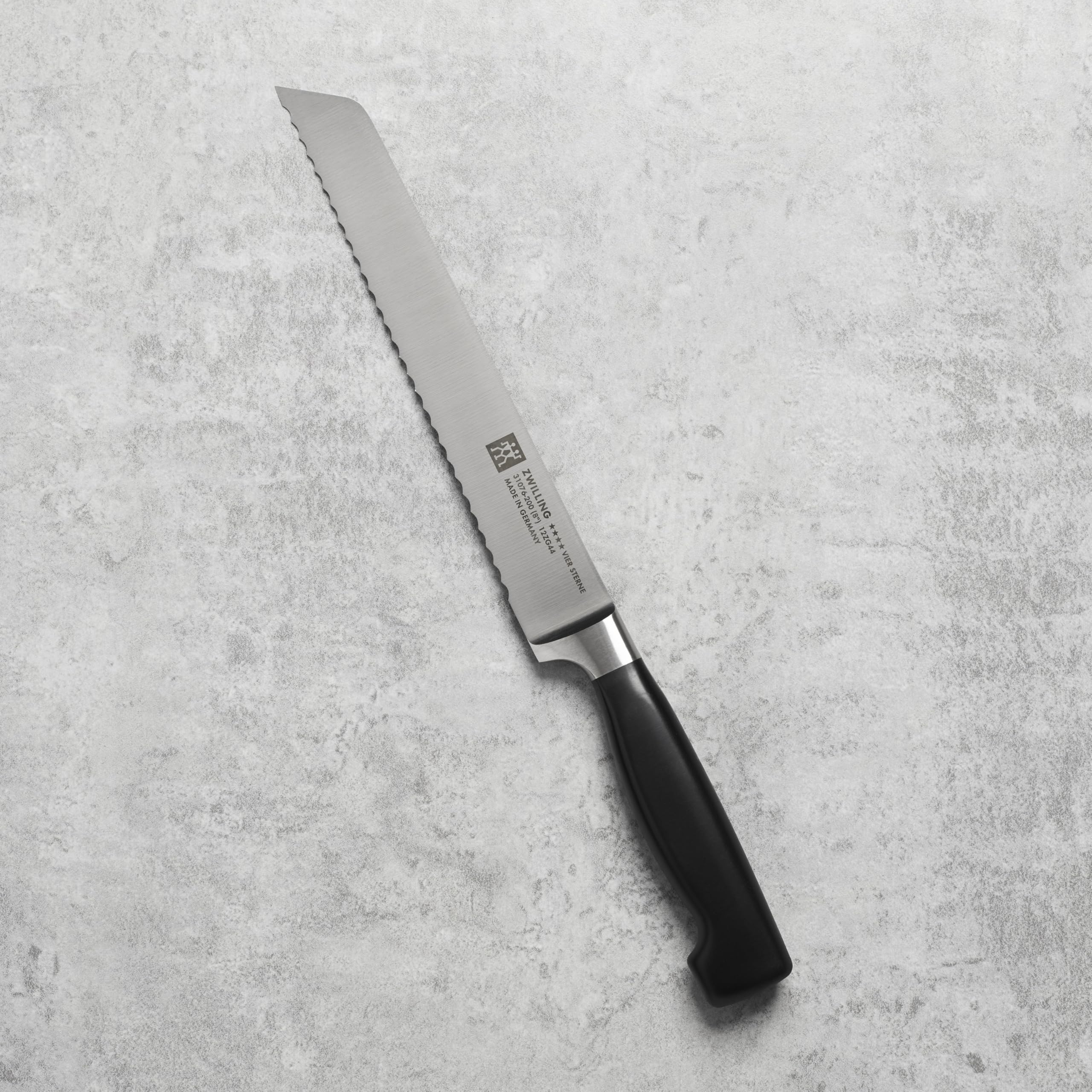 Zwilling Vier Sterne Brotmesser mit Wellenschliff – Bild 6
