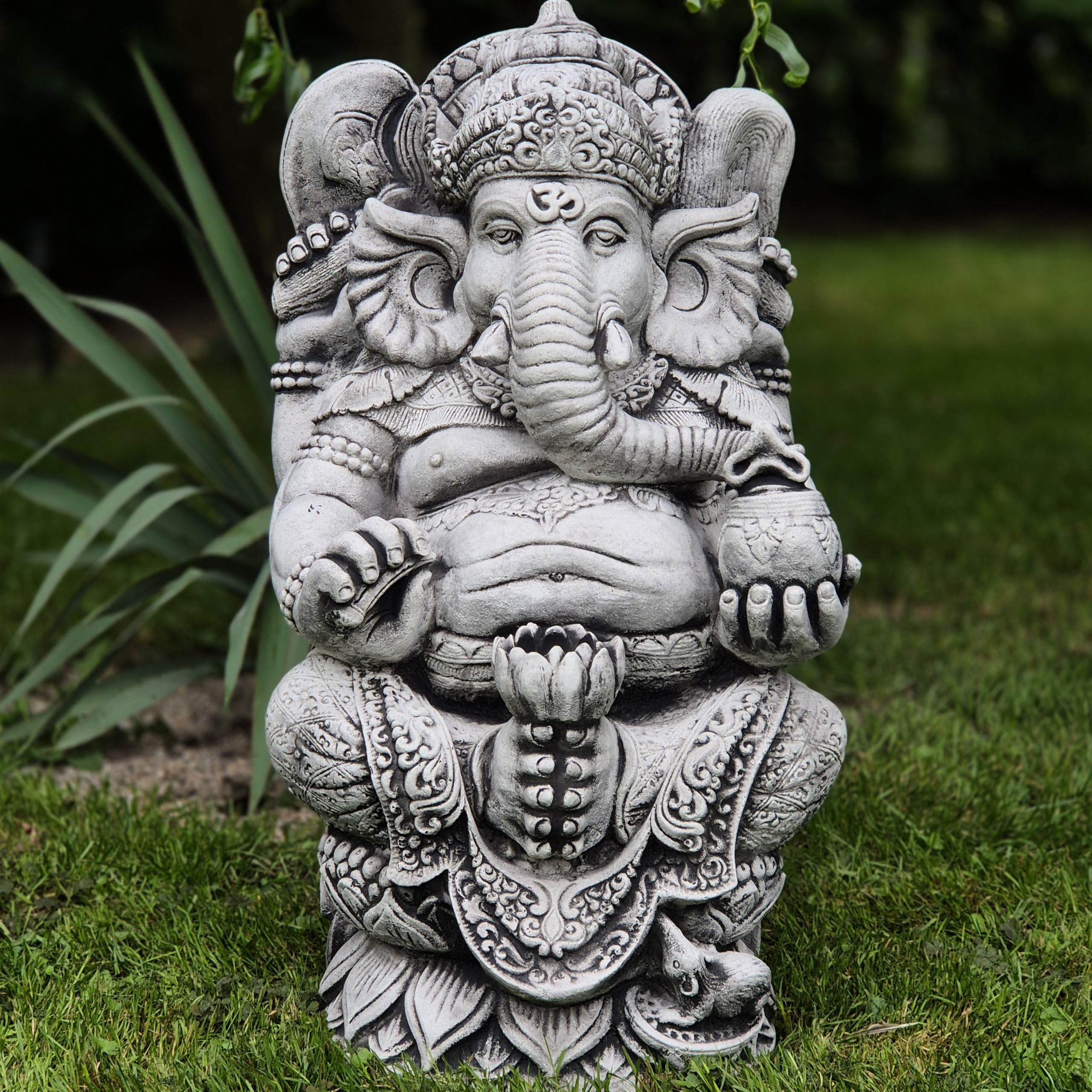 FABRIQ Große Ganesha Steinfigur 62 cm – 57 kg – Steinguss Buddha Elefant – Wetterfest & frostbeständig