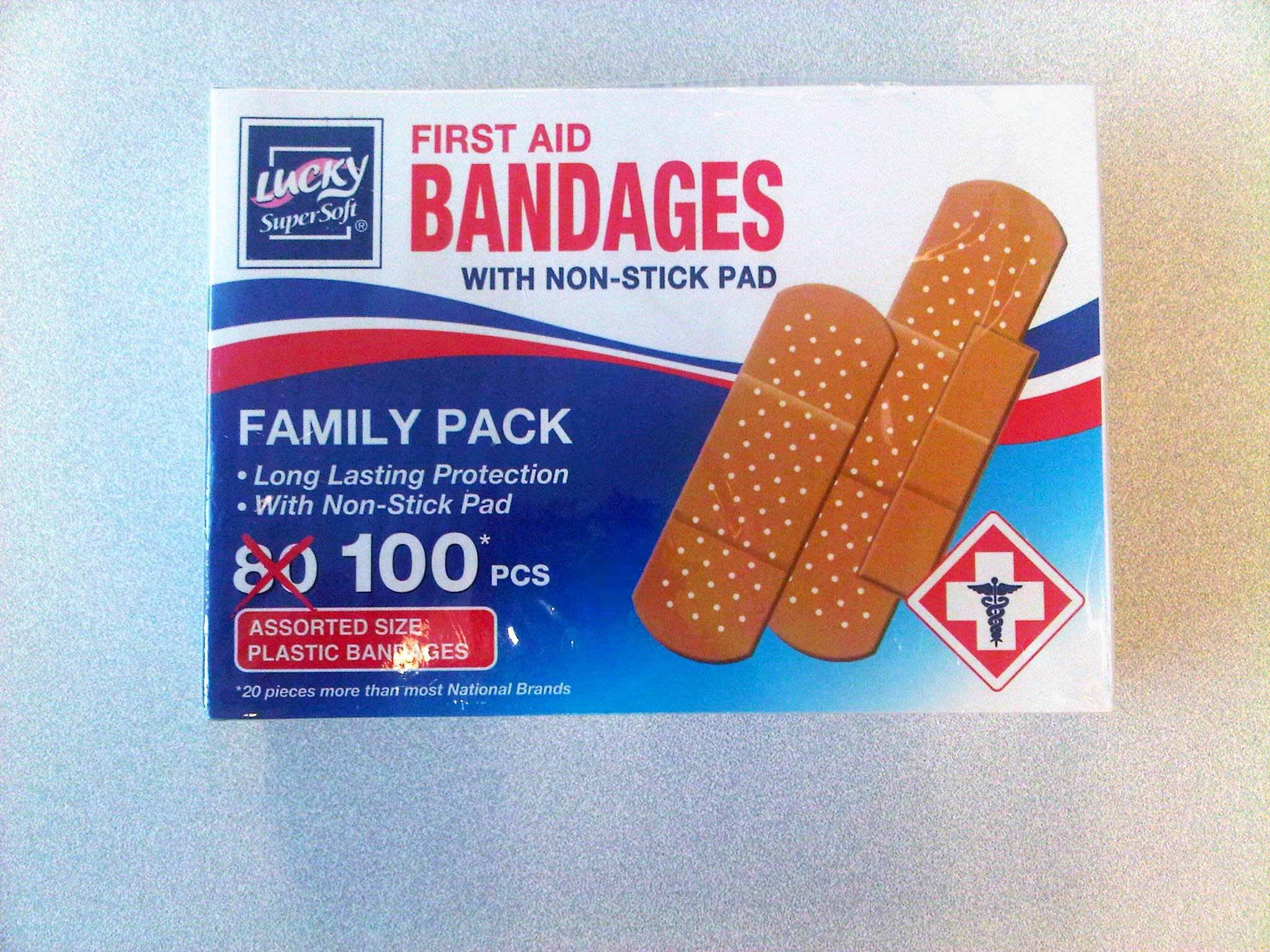 Lucky Super SoftFirst Aid Bandages, 100 Count[Amazon-developed Certification] Compact by Design