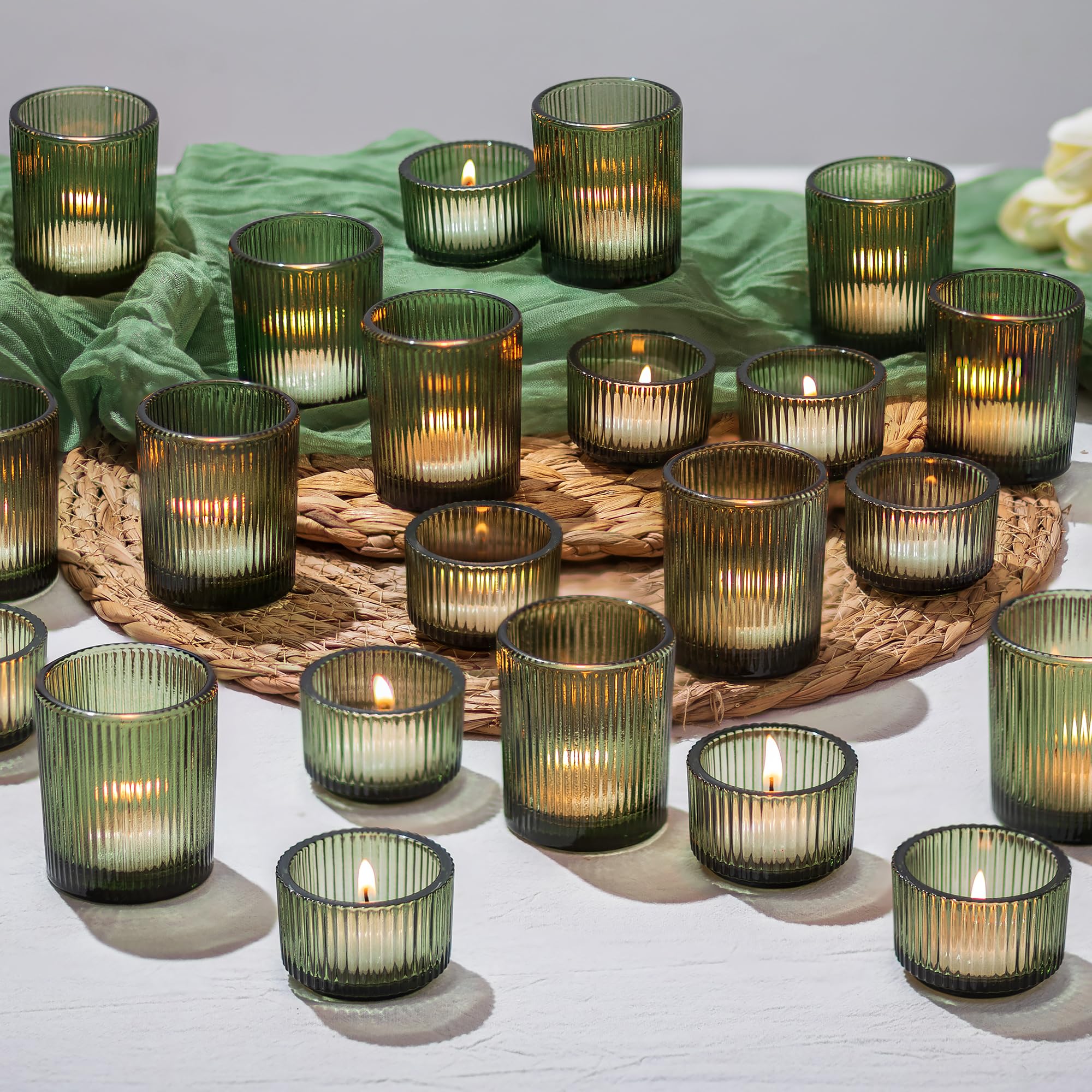 Glasseam Portacandele In Vetro Verde: Set Di 24 Portacandele Per Tealight, Portacandeles A Coste Per Centrotavola, Piccoli Portacandeles Per Natale, Matrimoni, Feste, Decorazioni Per La Casa