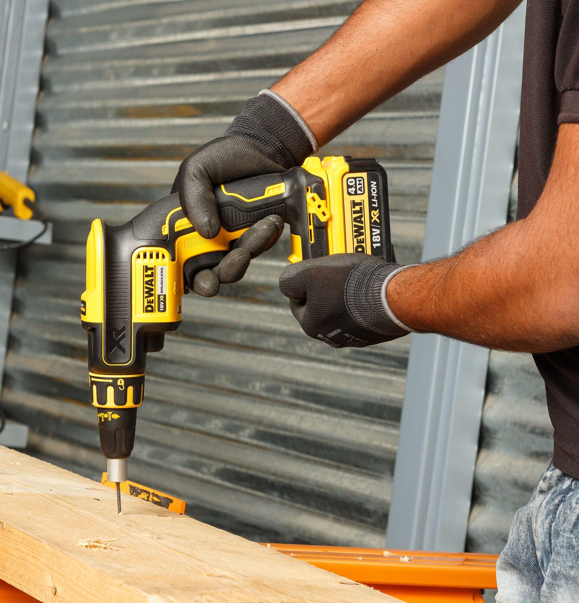 DEWALT Avvitatore per cartongesso in valigetta TSTAK, senza batterie e caricabatterie, DCF620NT-XJ