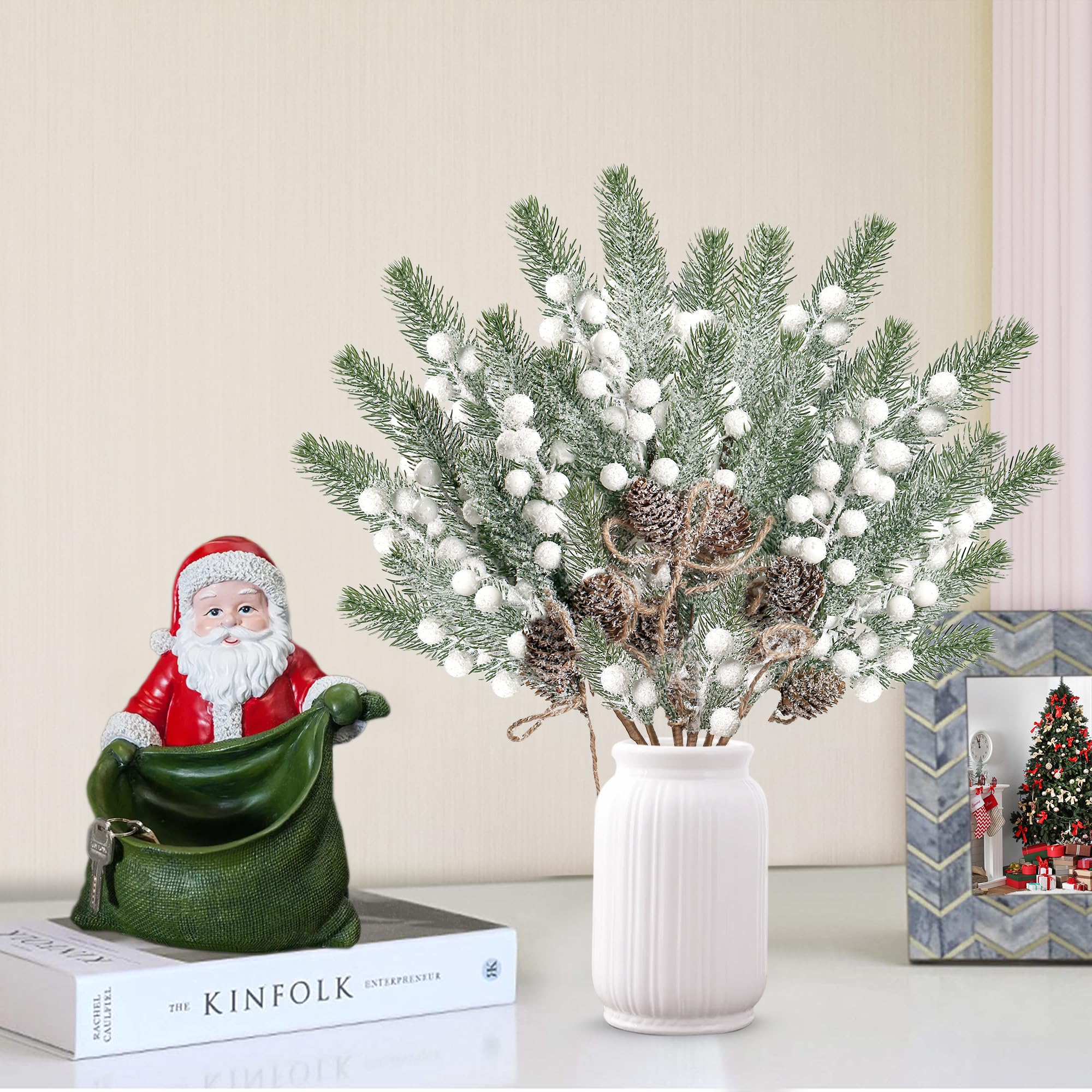Sggvecsy 8 Stück Schnee gefrostete Weihnachtsbeeren Tannenspieße künstliche weiße Beeren Tannenzweige Faux Tannenzweige mit Tannenzapfen für Weihnachtsbaum Kranz DIY Handwerk Blumenarrangement Urlaub