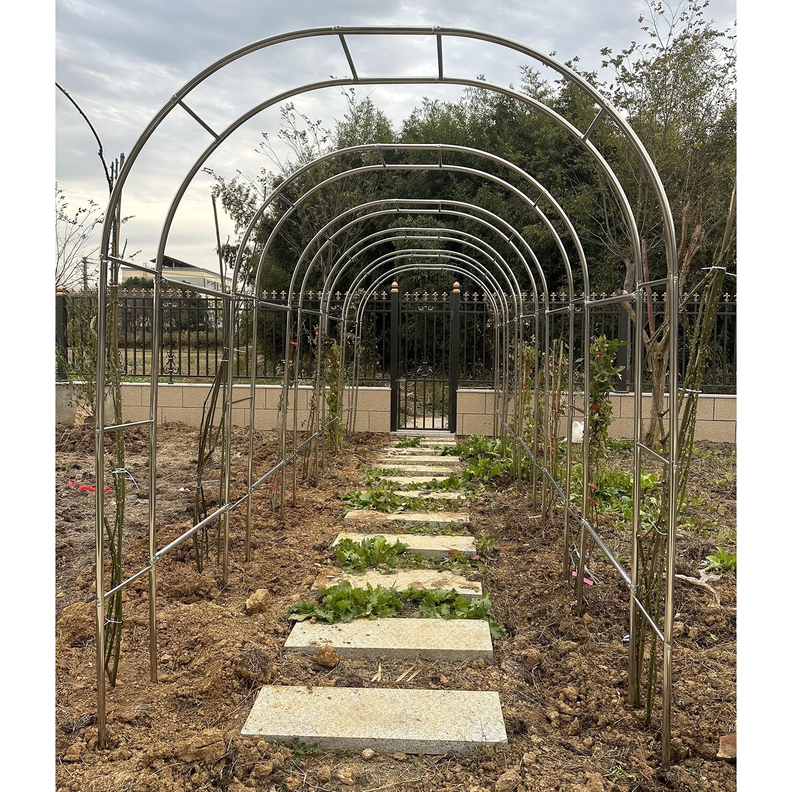 Arco da giardino in metallo per piante rampicanti, 2 x 2,4 m / 6.6x7.9ft, traliccio per piante rampicanti e fiori, supporto esterno per decorazione da giardino, struttura in acciaio, ideale per