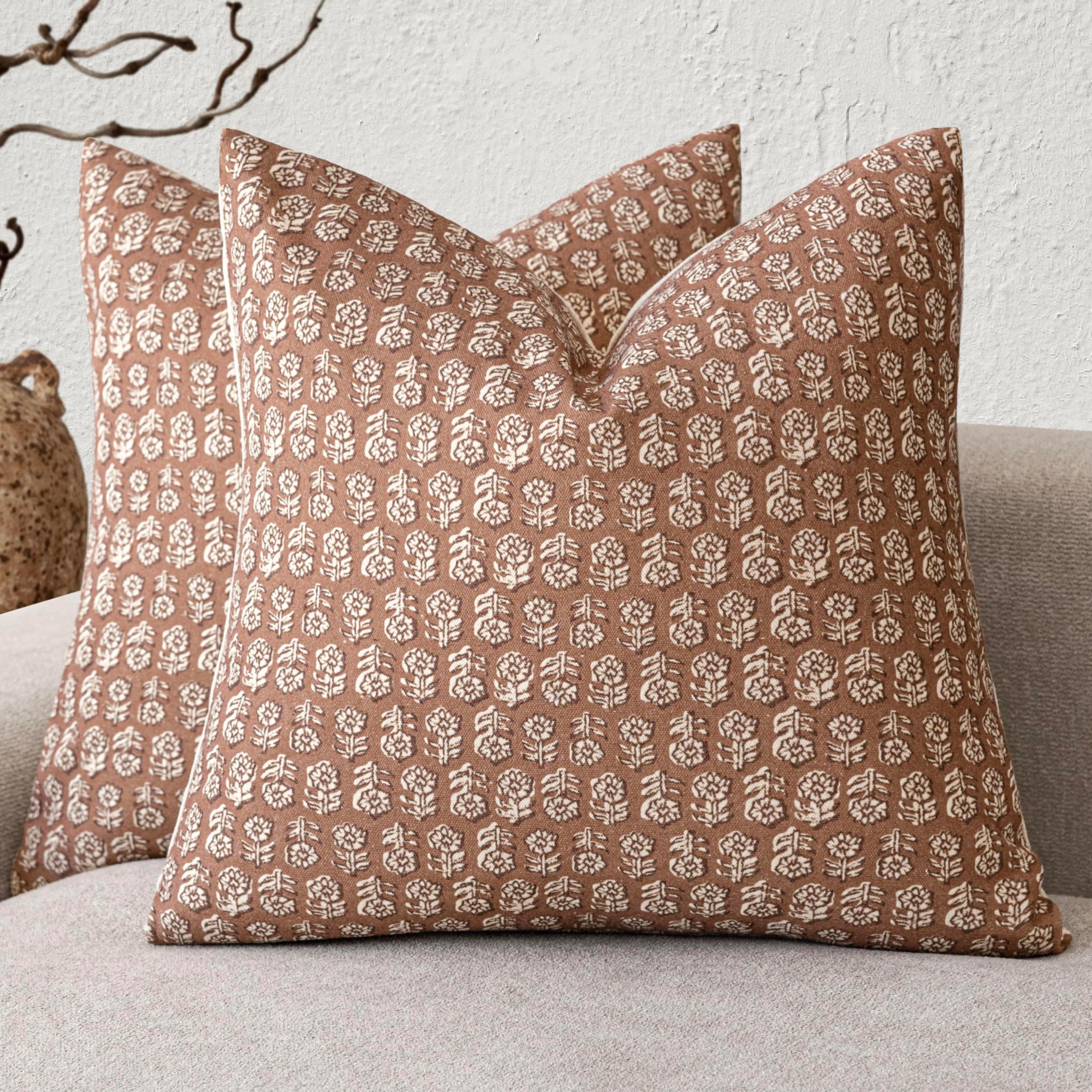 Foindtower Set of 2 Decorative Vintage Floral Print Throw Pillow Covers Neutral Farmhouse Cushion Covers Boho Home Decor for Sofa Couch Chair Bedroom Living Room Outdoor,22×22 Inch,Light Orange Brown