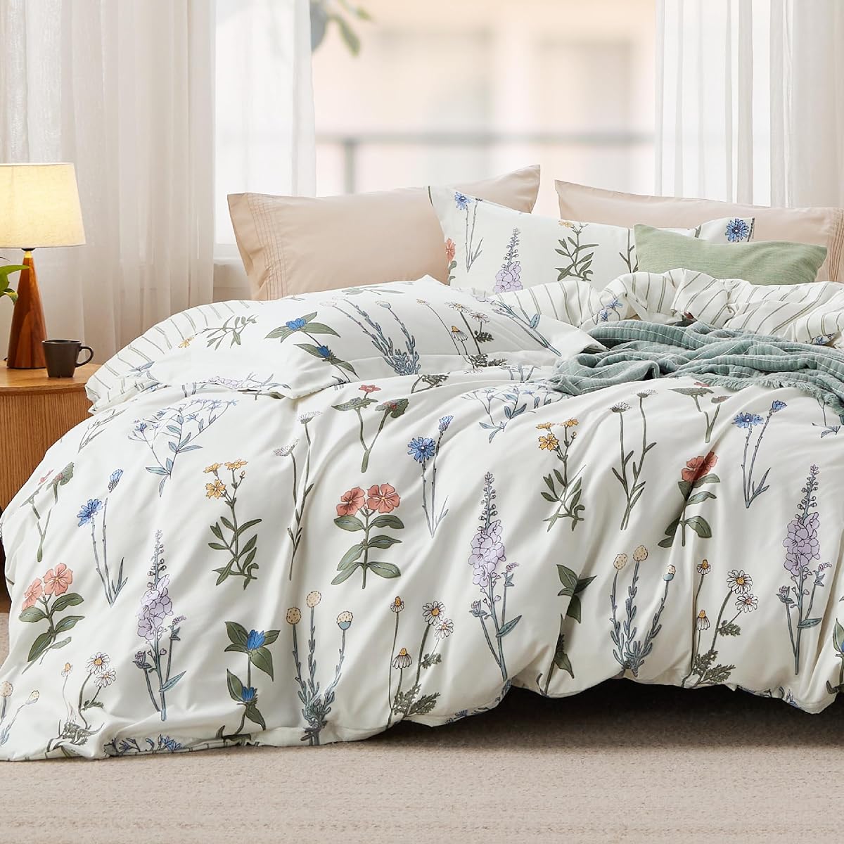 Bedsure Funda de edredón tamaño Queen – Juego de funda de edredón reversible con diseño floral con cierre de cremallera, juego de cama blanco de 3 piezas con 8 lazos en las esquinas y 2 fundas de almohada de 20.0 x 26.0 in.