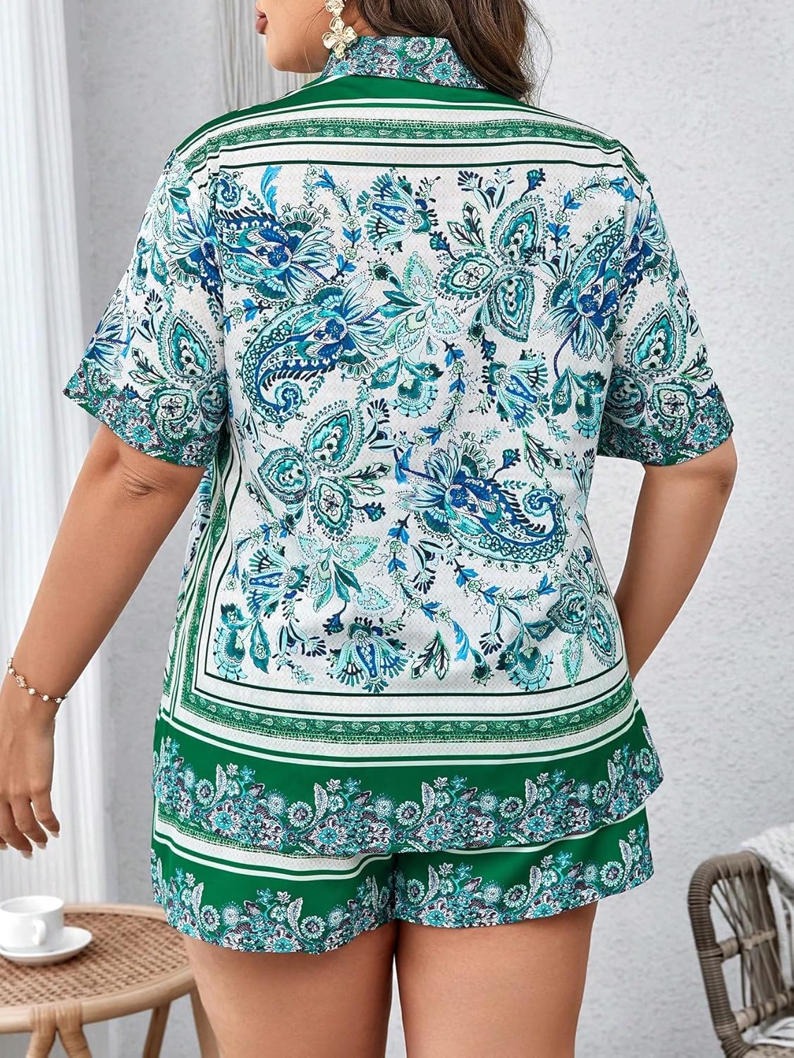 WDIRARA Women's Plus Size 2 Piece Outfit Paisley Print Button Front Short Sleeve Shirt and Shorts Set - Image 2