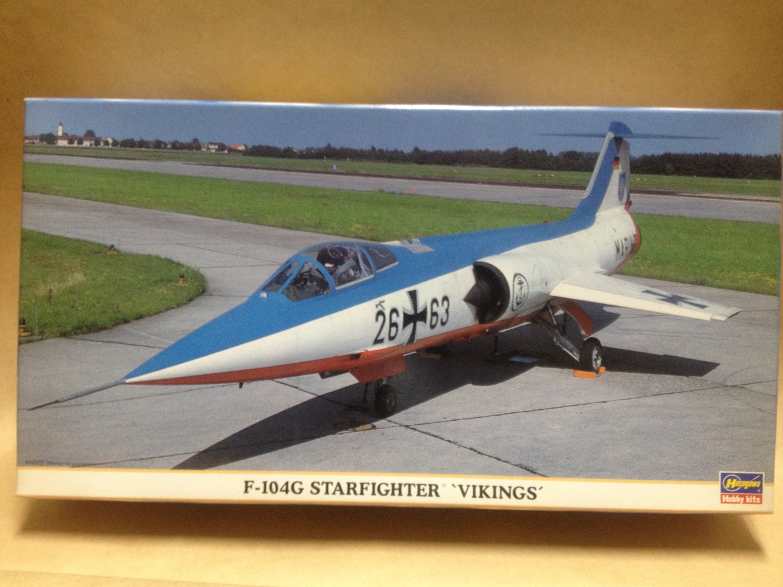 Amazon | ハセガワ 【09475】 F-104G スターファイターバイキングス 1