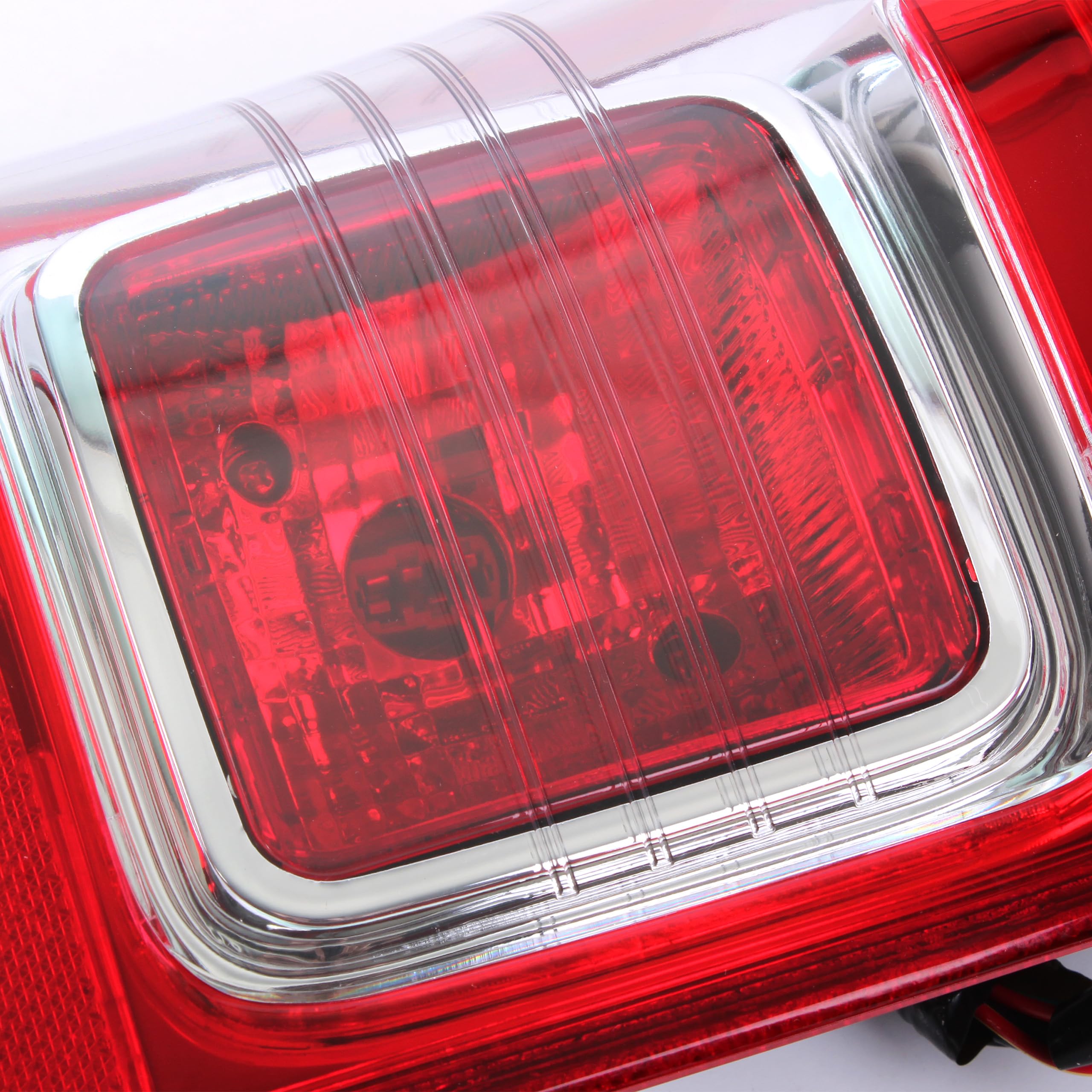 INLY Feu arrière gauche compatible avec Ranger 2319143 DB39 13405 BB 1799314 (2012-2021)
