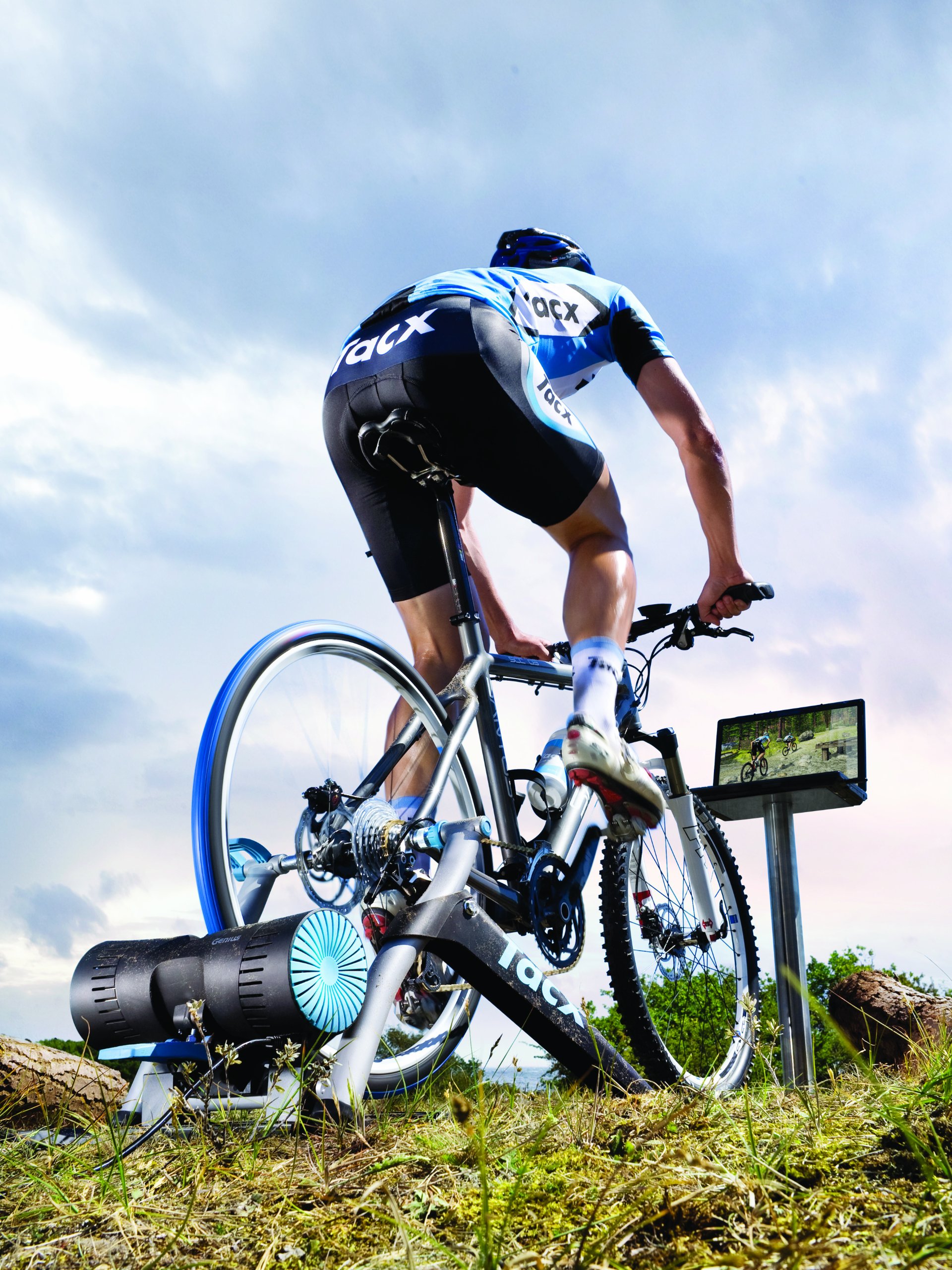 Tacx Rollentrainer I-genius Multiplayer, schwarz, T2000 Sport & Freizeit