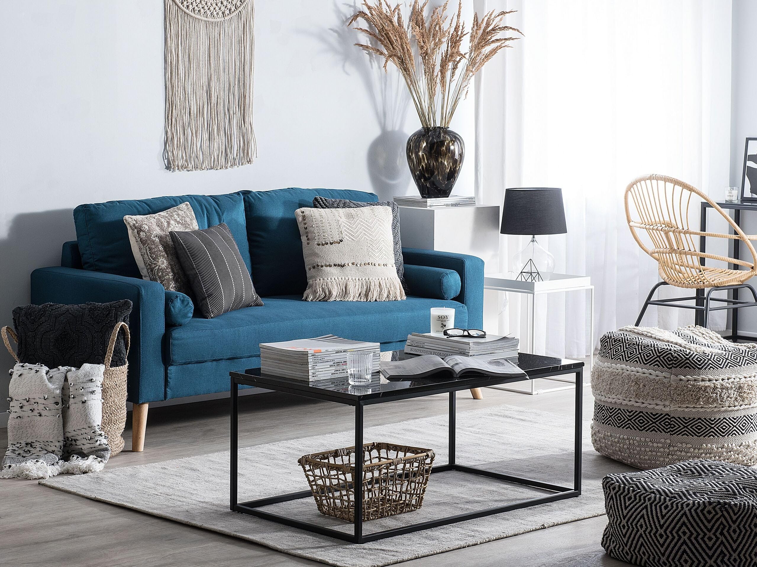 Beliani 2-Sitzer Sofa Stoffbezug blaugrün mit 2 Kissen Knopfheftung helle Holzbeine Kalmar