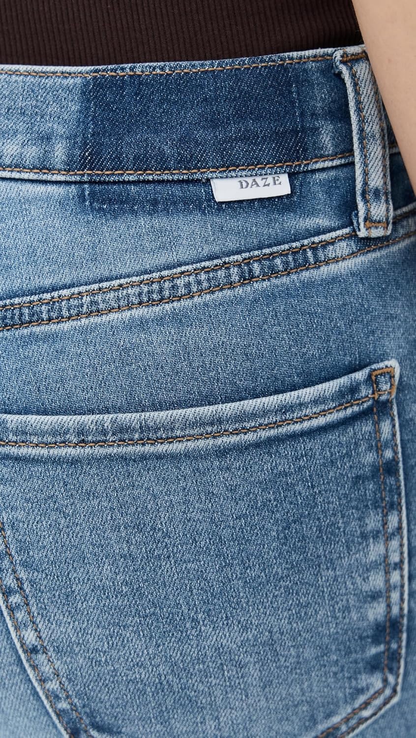 DAZE Women's Shy Girl Crop Flare Jeans - Image 6