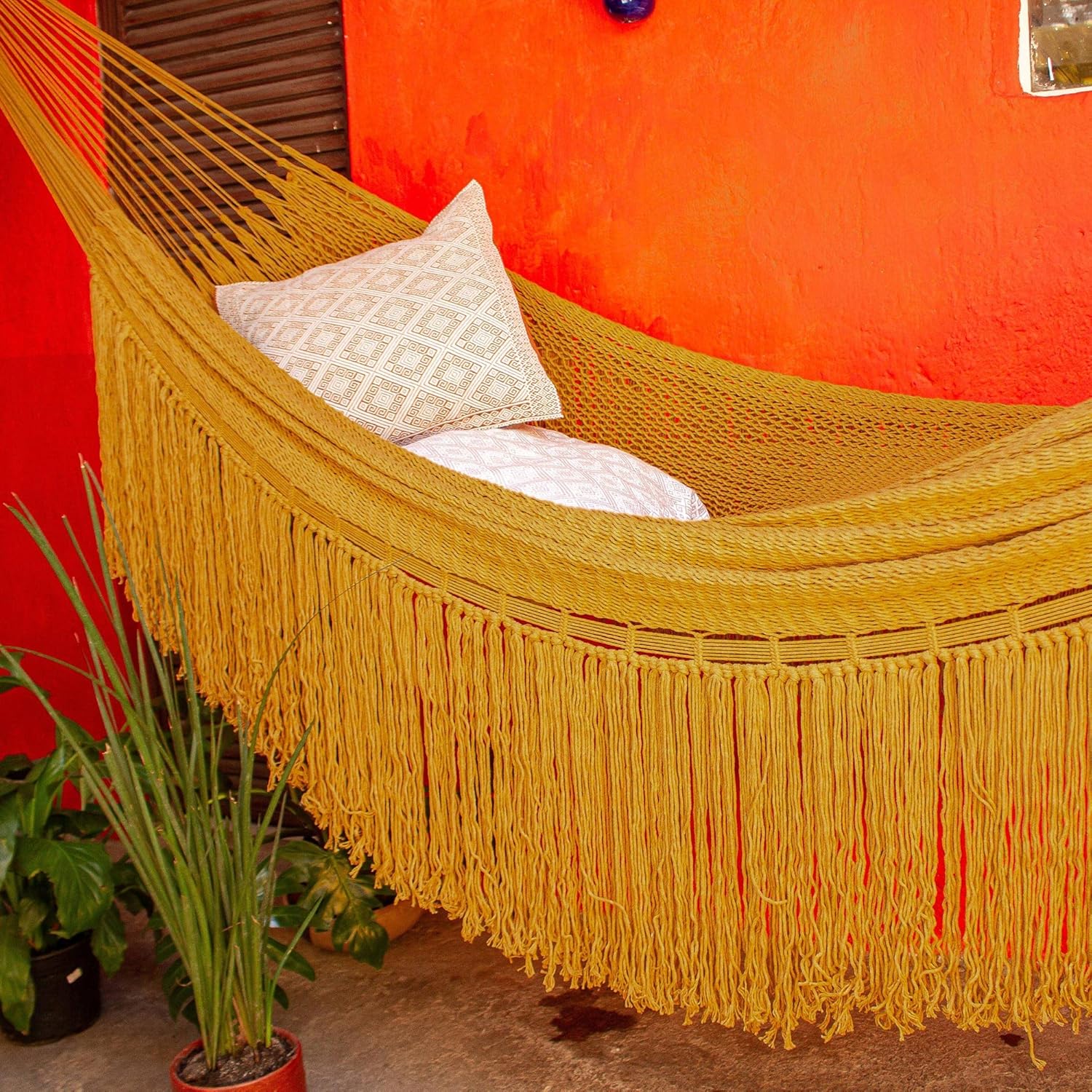 Novica Handmade Amber Cascade Cotton Rope Hammock (Triple)