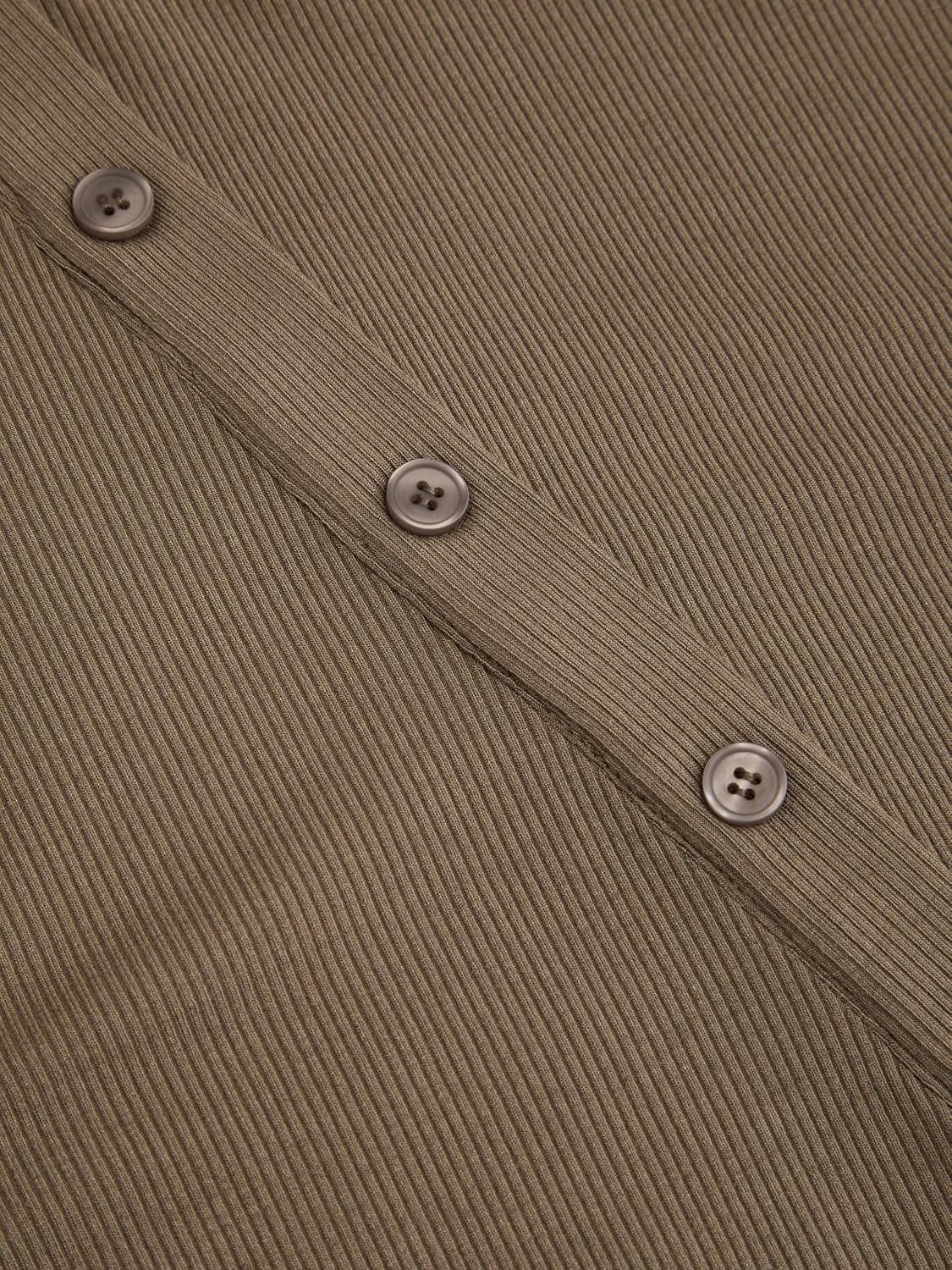 CIDER Women's Long Sleeve Tops Button Going Out Tops Trendy Split Hem Solid Shirts Casual Fall Outfits - Image 4