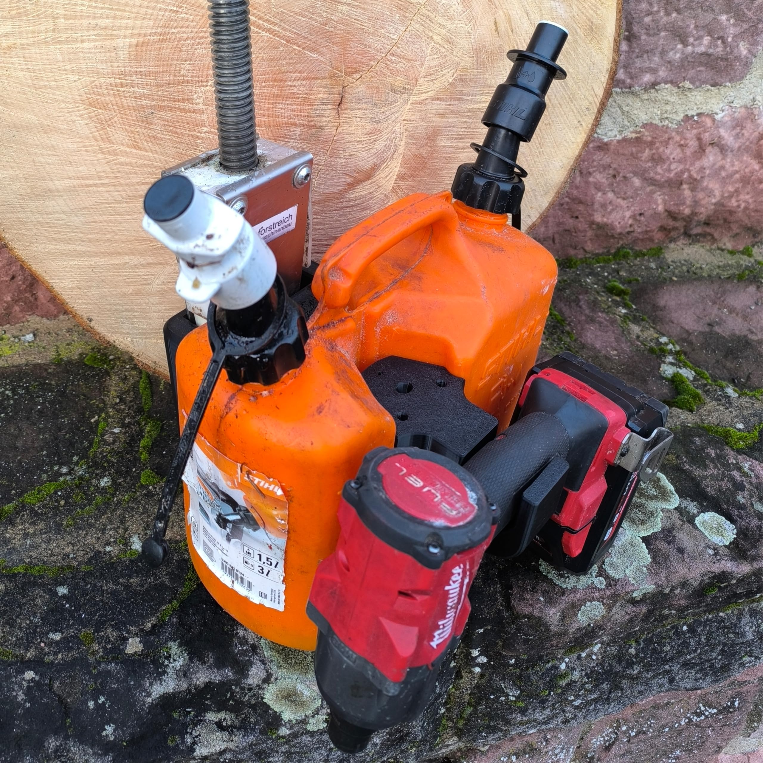 Tragesystem für mechanischen Fällkeil & Schlagschrauber für Stihl Kombikanister