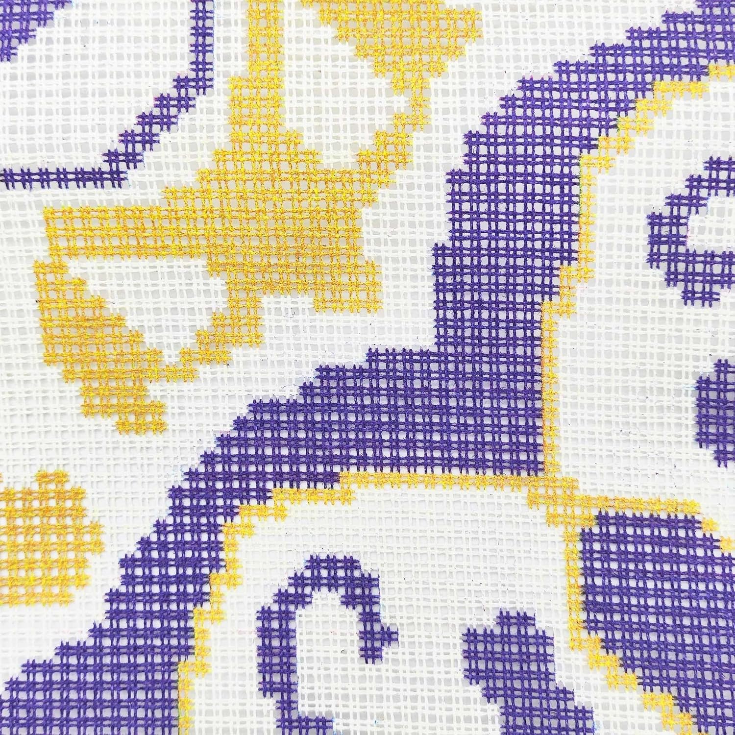 Howie's Needlepoint Needlepoint Kits for Adults, Pillow Front Cross Stitch Kit with Embroidery Pattern on Canvas, Yarn, 2 Needles and Instruction, 16 x 16inch(Vintage Pattern)