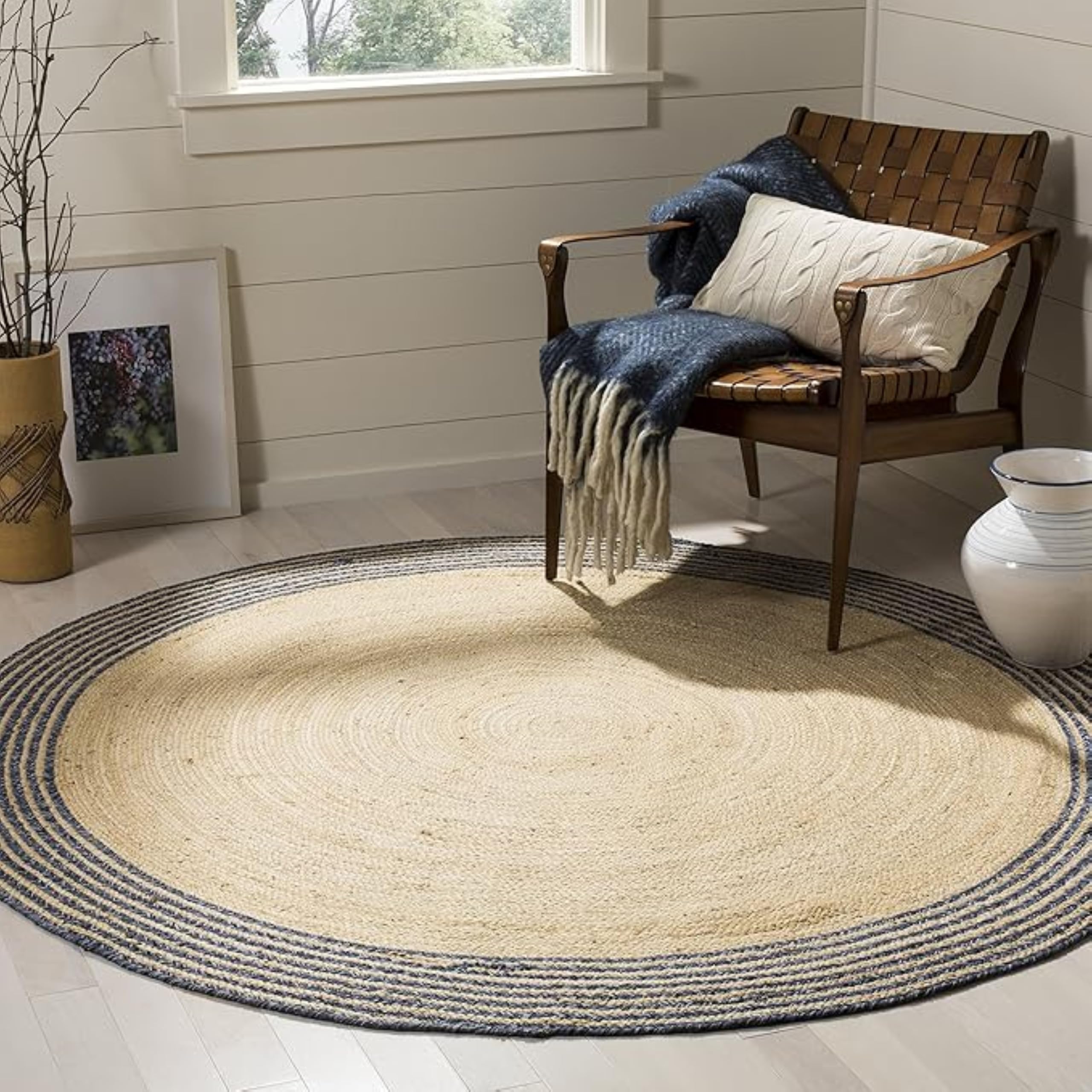 Jute and Cotton Round Rug Carpet Natural Handmade Braided Rug for Bedroom, Kitchen Office and Hallway (4x4 feet Round, Black Border)