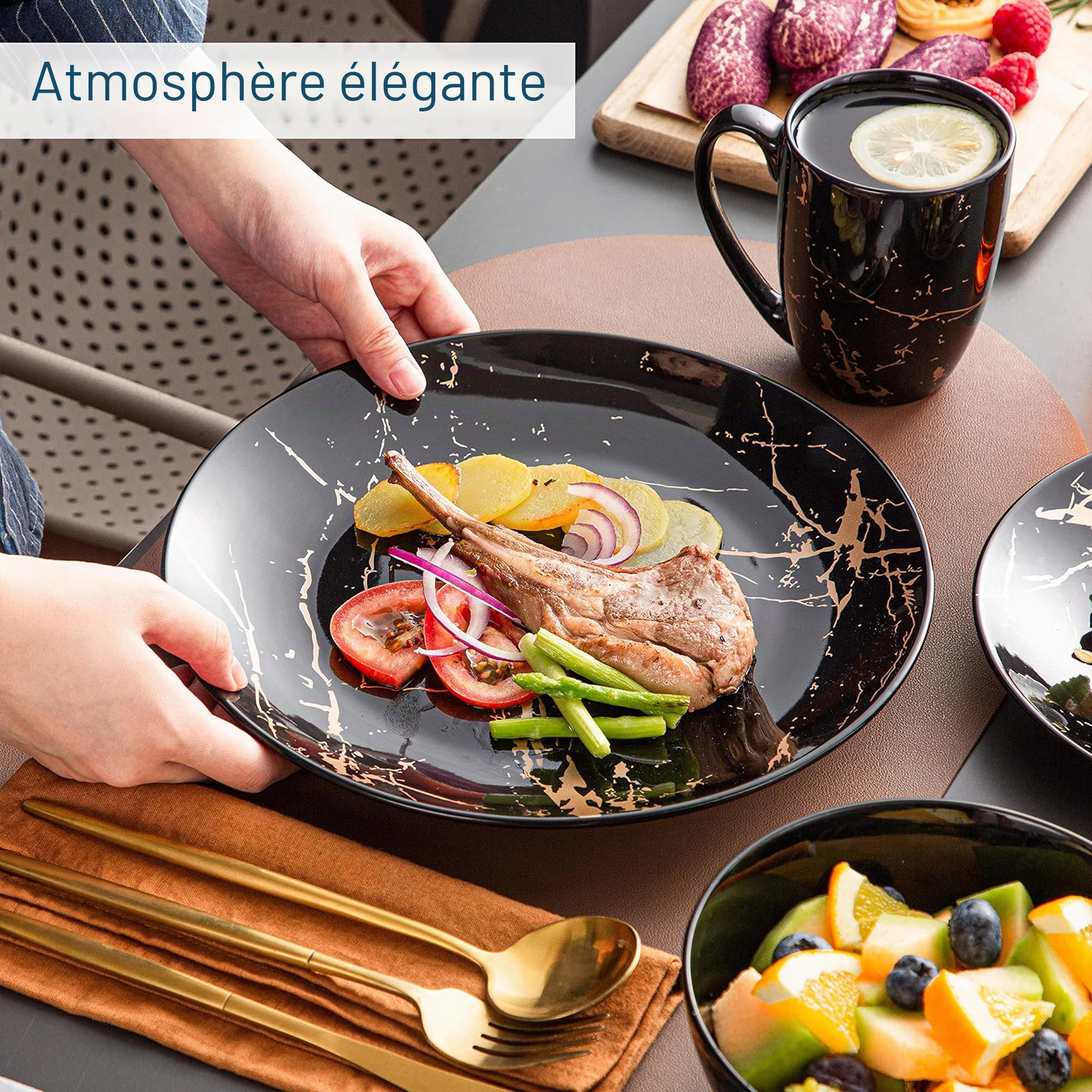 LOVECASA Daphne - Assiettes Service de Table Moderne, Vaisselle Complète pour 8 Personnes en Porcelaine, 32 Pièces (Assiettes Plates, à Dessert, Bols à Céréales, à Pâtes) - Design Noir & Doré