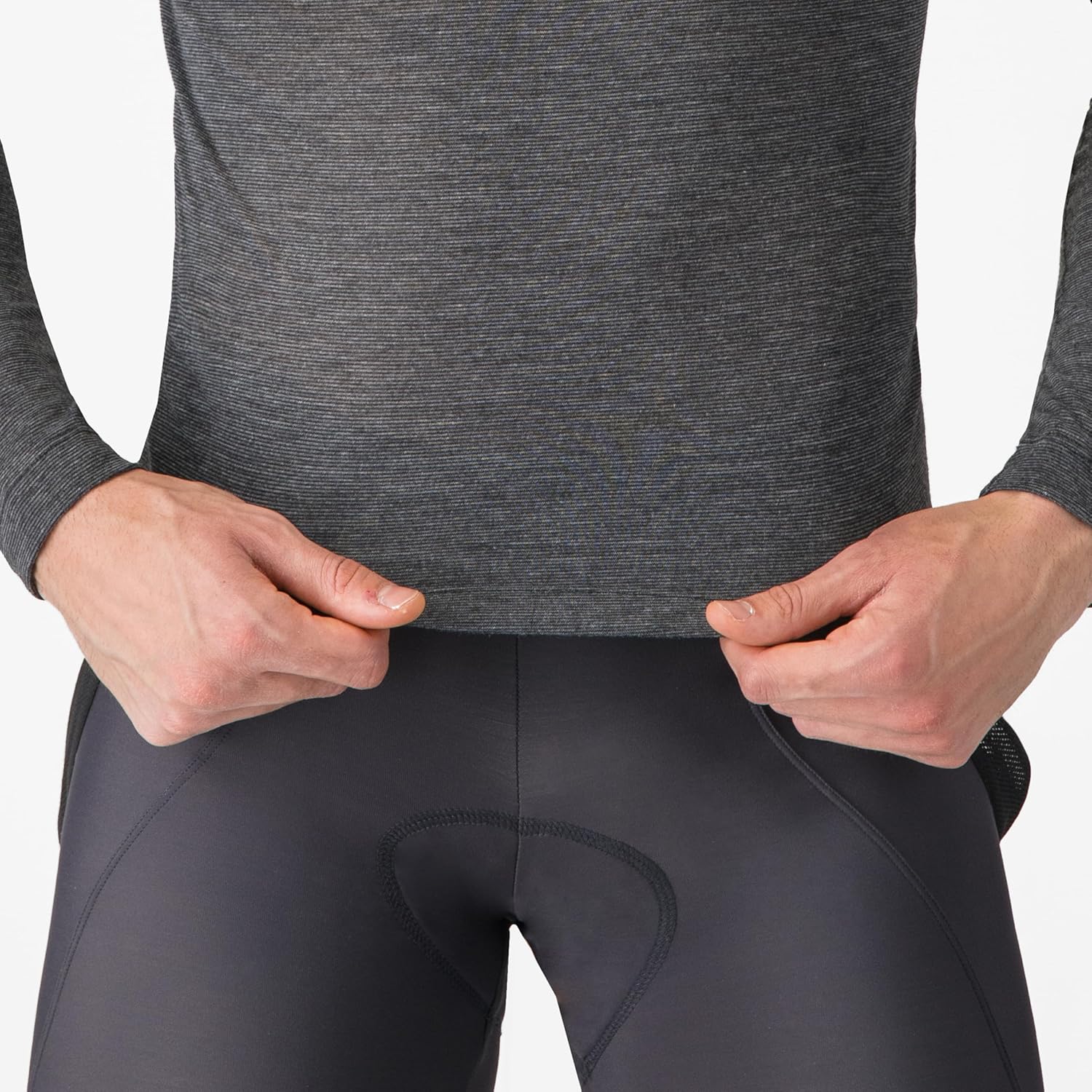 CASTELLI Men’s Medio Long Sleeve Baselayer, Insulated Cycling Apparel with Moisture Management for Cool Road Cycling & Biking - Image 5