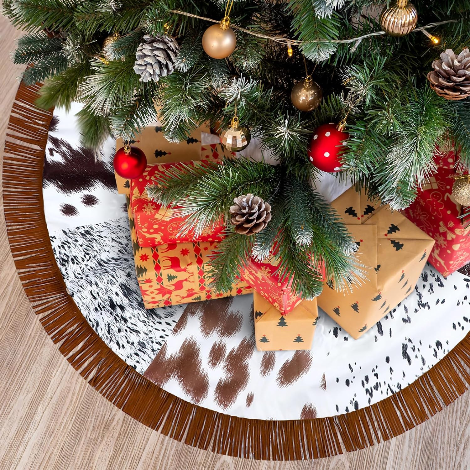 Shappy Western Christmas Tree Skirt 48 Inch Cows Print Tree Skirts Decorations Cowboy Christmas Skirt with Tassel Decorations Mats for Xmas Party Holiday Ornament Home(Classic)