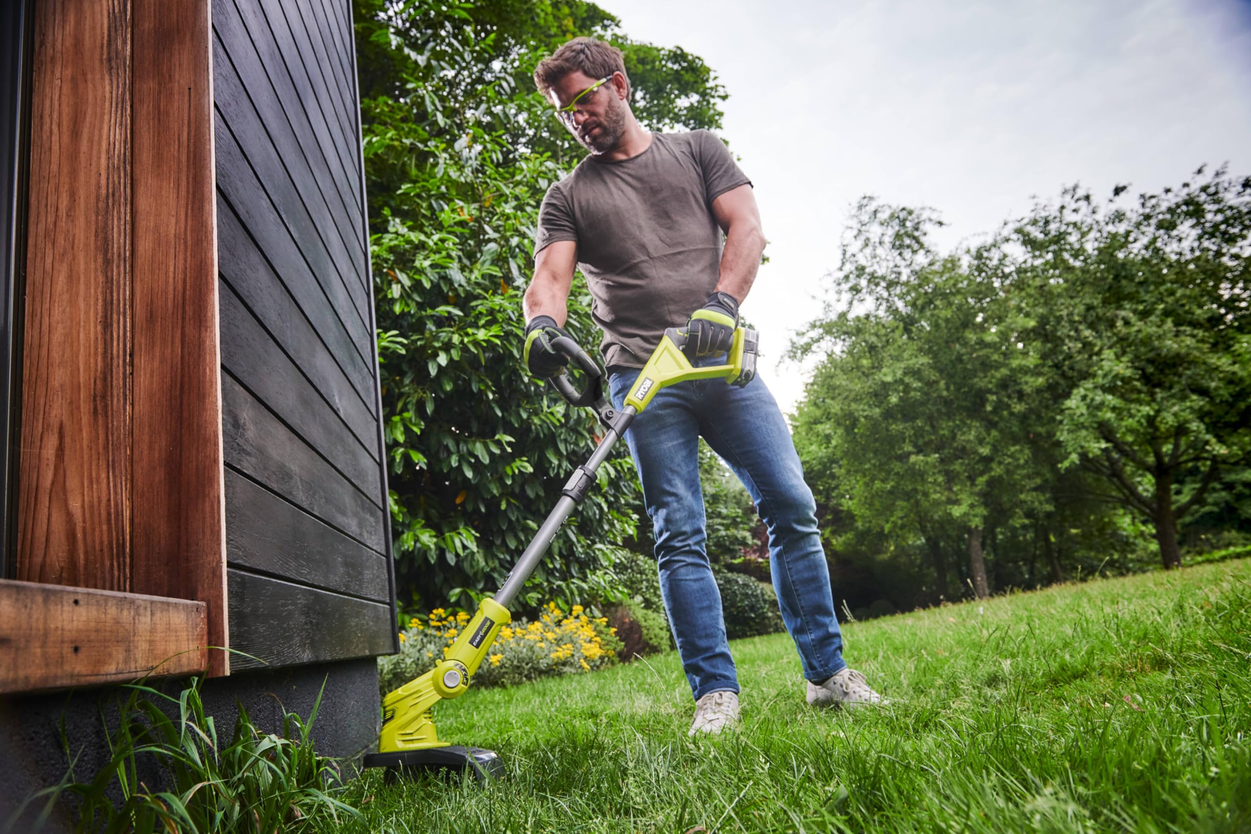 RYOBI 18 V ONE+ Kantenschneider RLT183250F, inkl. 5,0 Ah Akku und Schnellladegerät