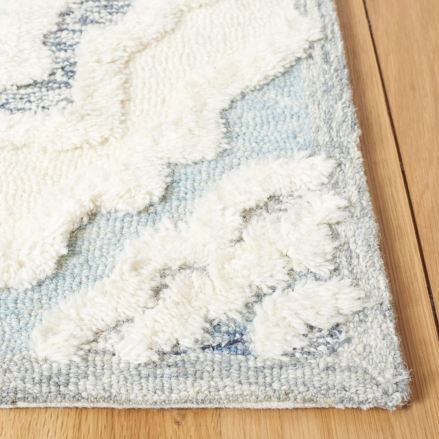 Ivory and Light Blue Hand-Tufted Wool 8' x 10' Area Rug