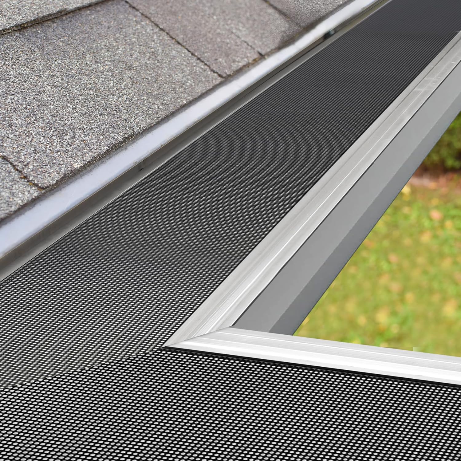 Flehomo Gutter Guard, 5 Inch Stainless Steel Micro Mesh Covers, Pine Needle & Leaf Filter Gutter Protection Fits for Any Roof or Gutters System, 15 Pack 48Ft Kit, Black