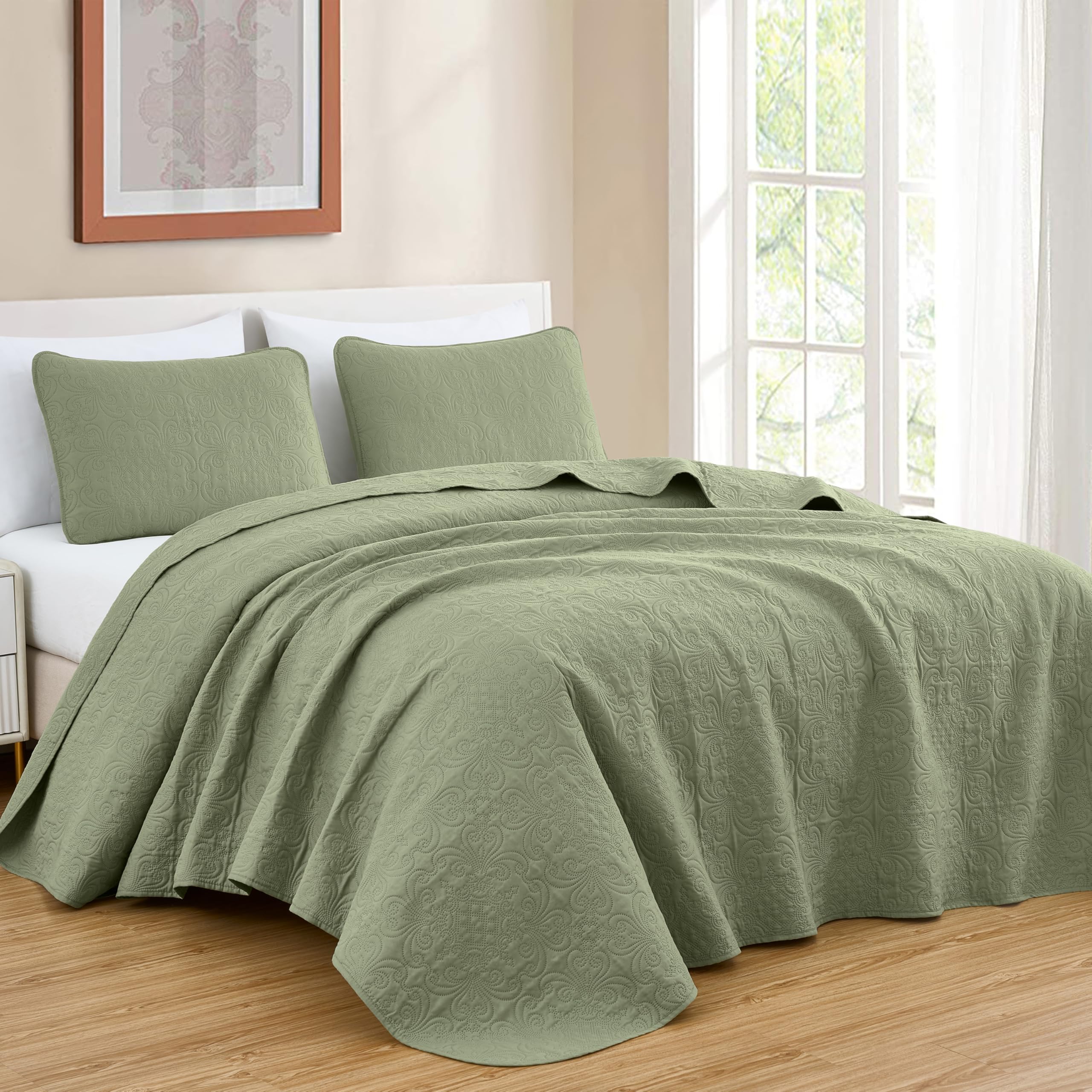Chezmoi Collection Luca 3-Piece Oversized Bedspread Set, King Size, Sage Green - Summer Quilt Lightweight Microfiber Bedspread 118 x 106 - Floral Medallion Pattern Coverlet for All Season