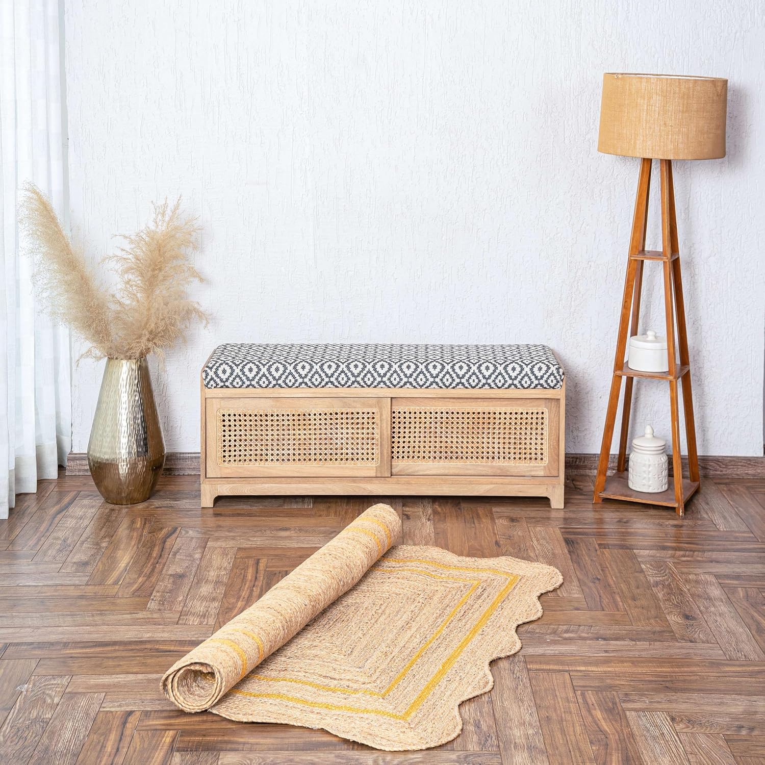 WEAVER'S LOOM Scalloped Jute Rug, Farmhouse Jute Runner Rug, Handwoven Hallway Rug, Rustic Farmhouse Decor Accent, Yellow [2'x8' ft.]
