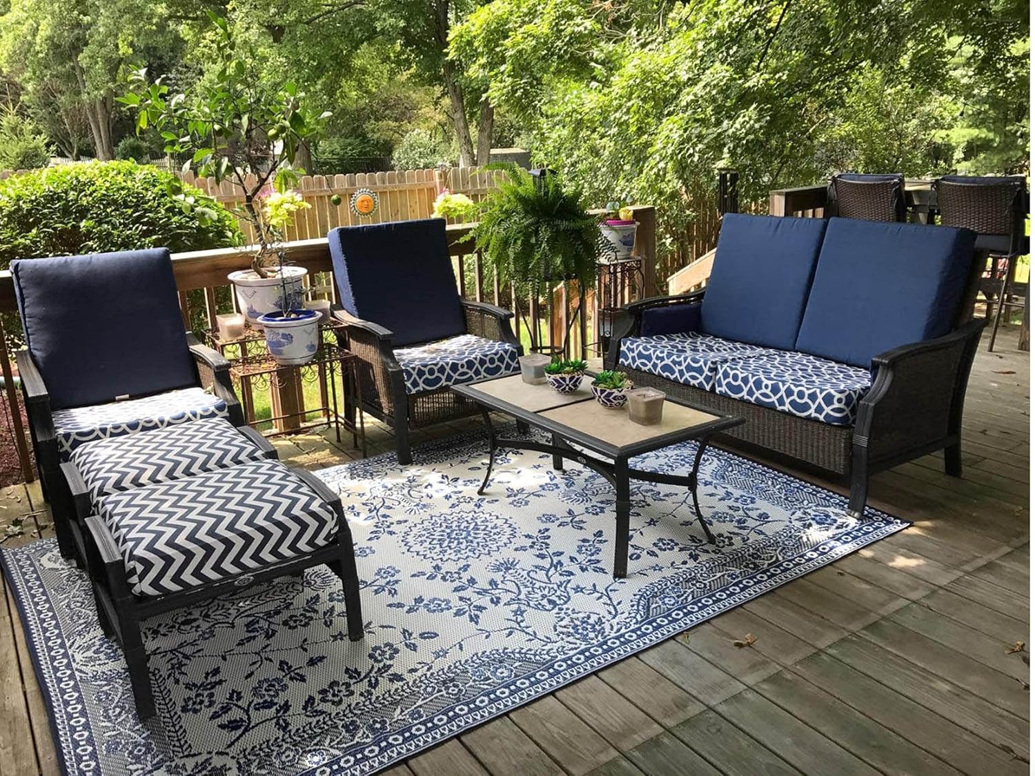 Mad Mats Outdoor Rug, Reversible Plastic Mat for Patio, Porch, Deck, Kitchen & Bath, Garland, 4' x 6', Blue White