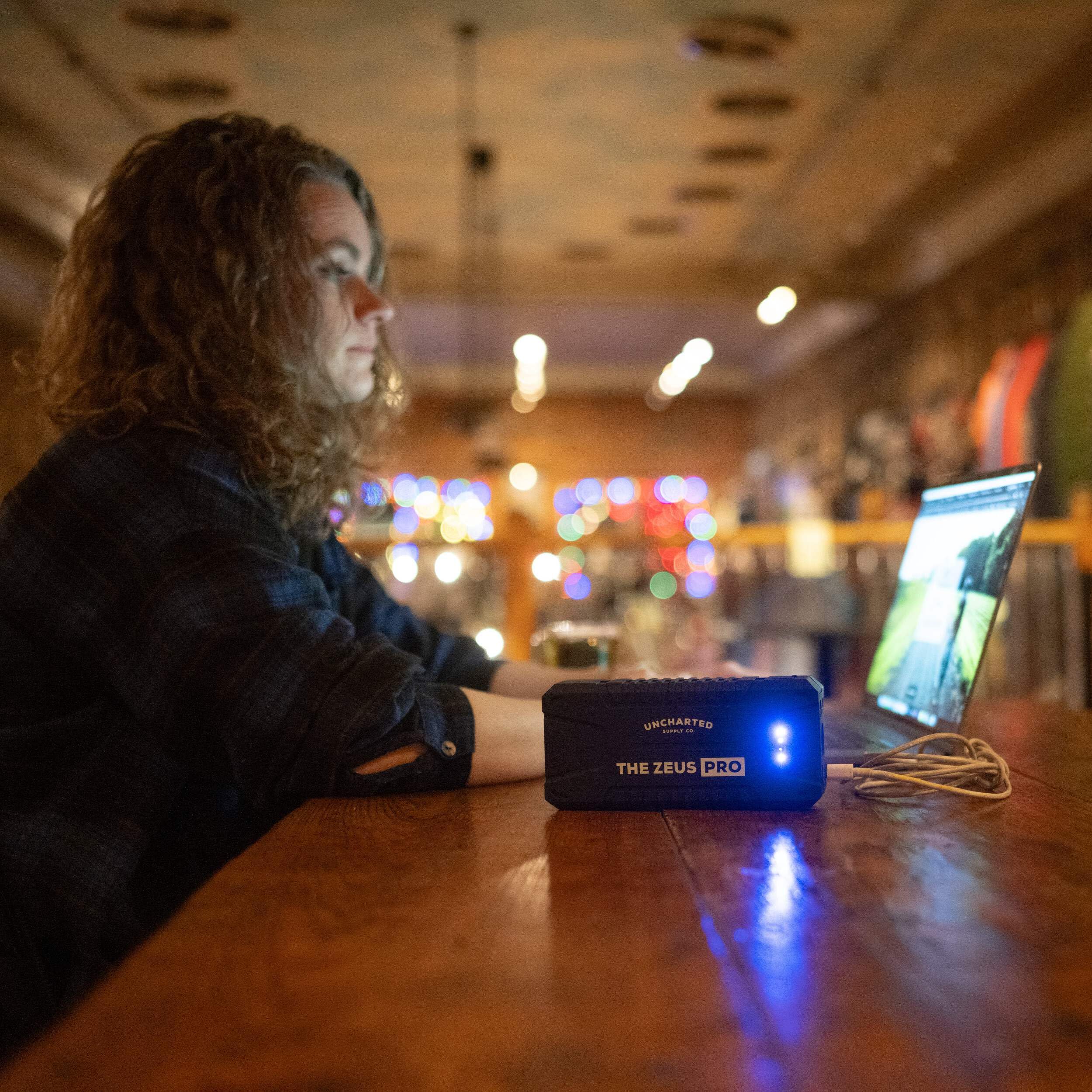 Uncharted Supply Co Zeus Pro 20 000mAh Portable Jump Starter USB-C Power Bank with LED Flashlight — view 5