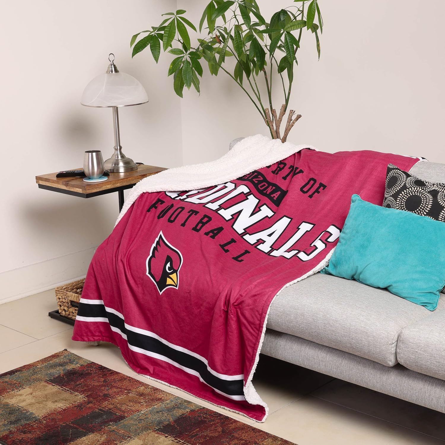 FOCO NFL Unisex-Adult NFL Team Logo Property 60" x 50" Sherpa Plush Throw Blanket