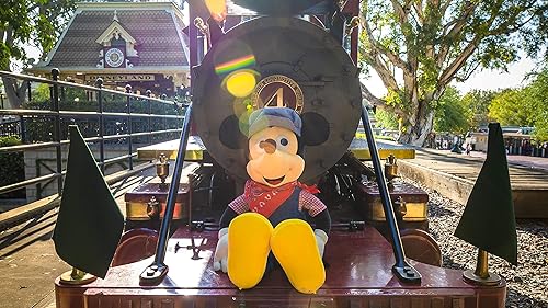 Miniatura 8 de Treasures of the Disney Vault Engineer Mickey, juguetes para niños con licencia oficial para niños de 3 años en adelante por Just Play