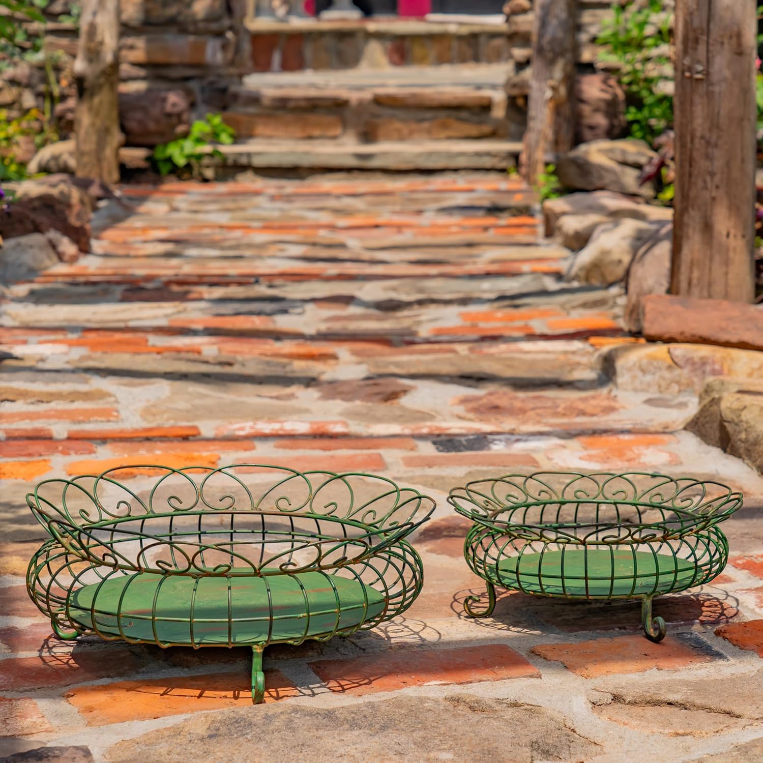 Zaer Ltd. Vintage Metal Wire Flower Baskets, Set of 2, Powder Coated Metal, Collection London 1812" (Antique Green)