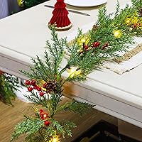 Vista 4 de Lulu Home Guirnalda de Navidad preiluminada de 9 pies, 30 luces LED de Navidad con piñas y bayas rojas, guirnalda a pilas con temporizador