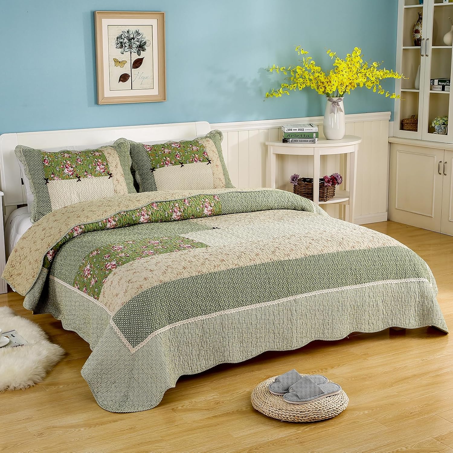 vctops Cotton Patchwork Quilt Set Queen Size, Reversible Quilt Bedding Set 3 Pieces, Floral Plaid Lightweight Quilted Bedspreads, Soft Bed Coverlet with 2 Pillow Shams for All Seasons (Green,Queen)