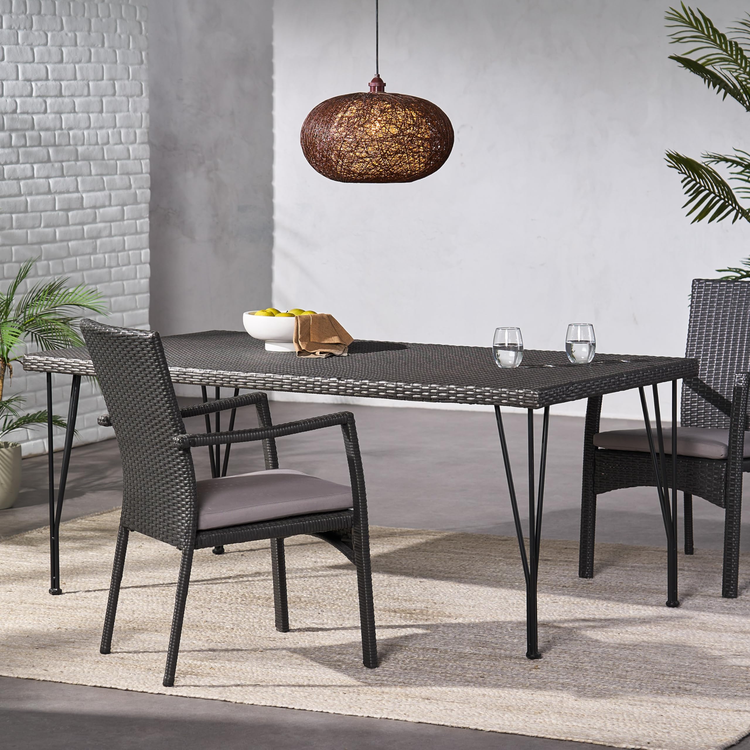 GOWE Bedford Rectangular Dining Table